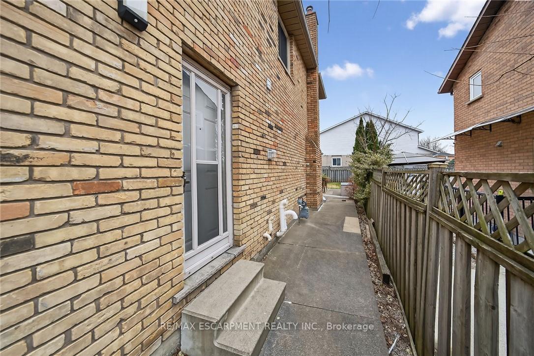 Photo 36 of 6 Regal Drive, Hamilton, Rushdale — HOMEH