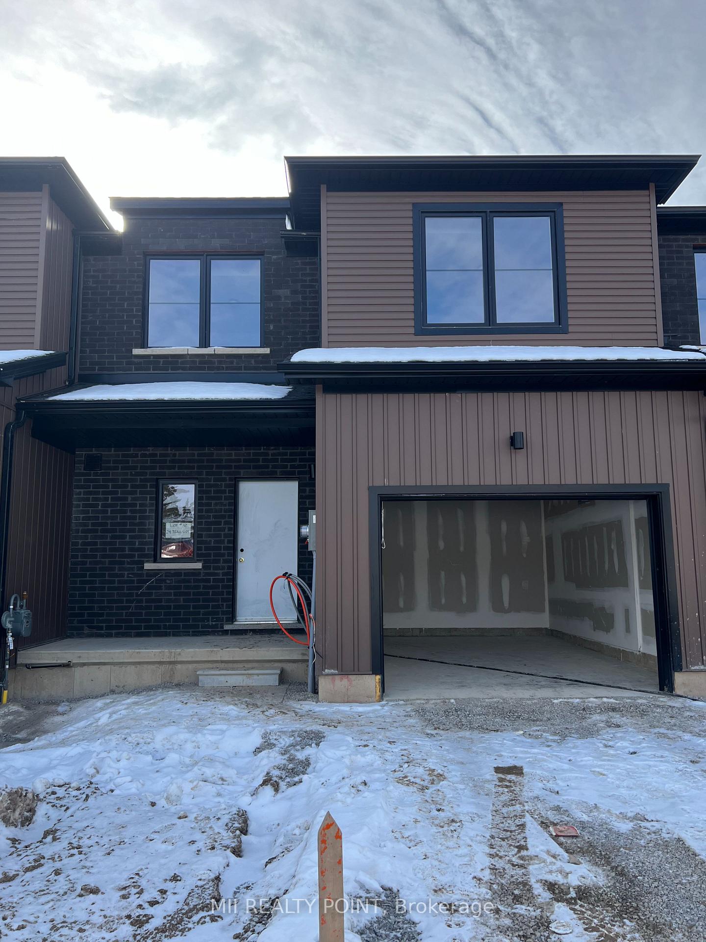 Photo 1 of 24 Trailside Drive, Haldimand — HOMEH