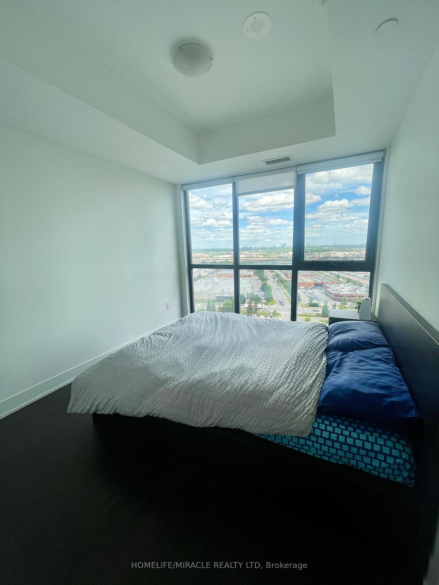 Photo 4 of Unit 1710, 2908 Highway 7 Road, Vaughan, Concord — HOMEH