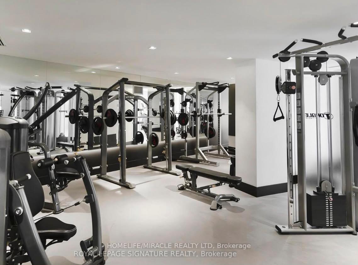 Photo 8 of Unit 1710, 2908 Highway 7 Road, Vaughan, Concord — HOMEH