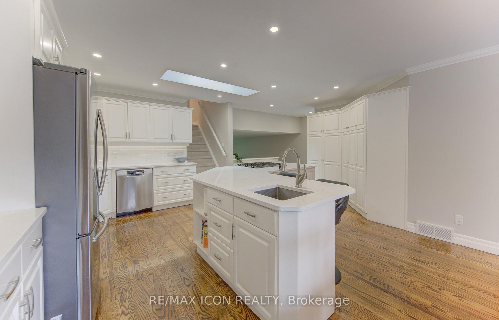 Photo 6 of 93 Briargate Drive, Kitchener, Country Hills West — HOMEH