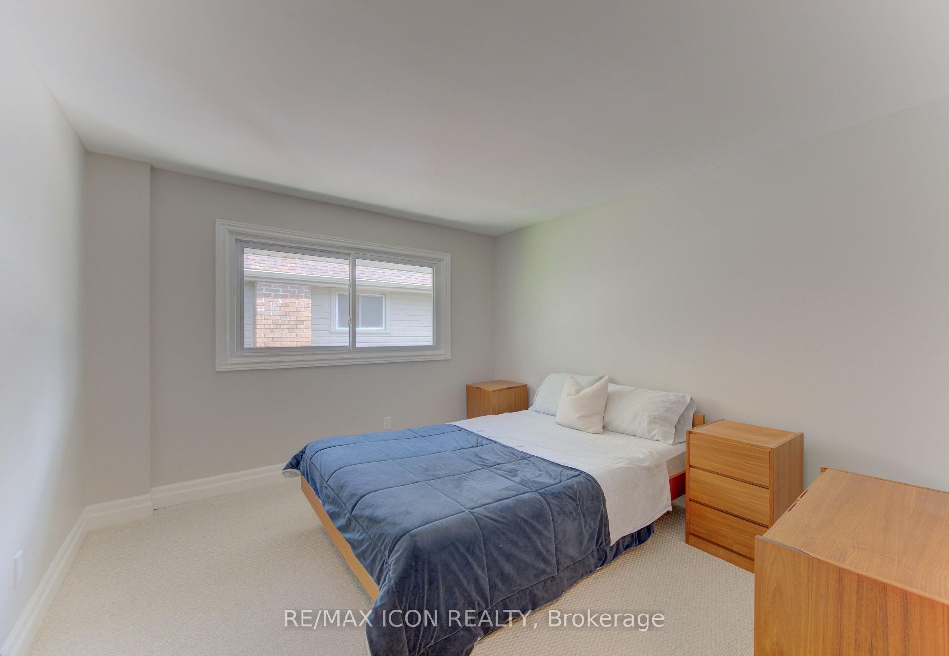 Photo 21 of 93 Briargate Drive, Kitchener, Country Hills West — HOMEH