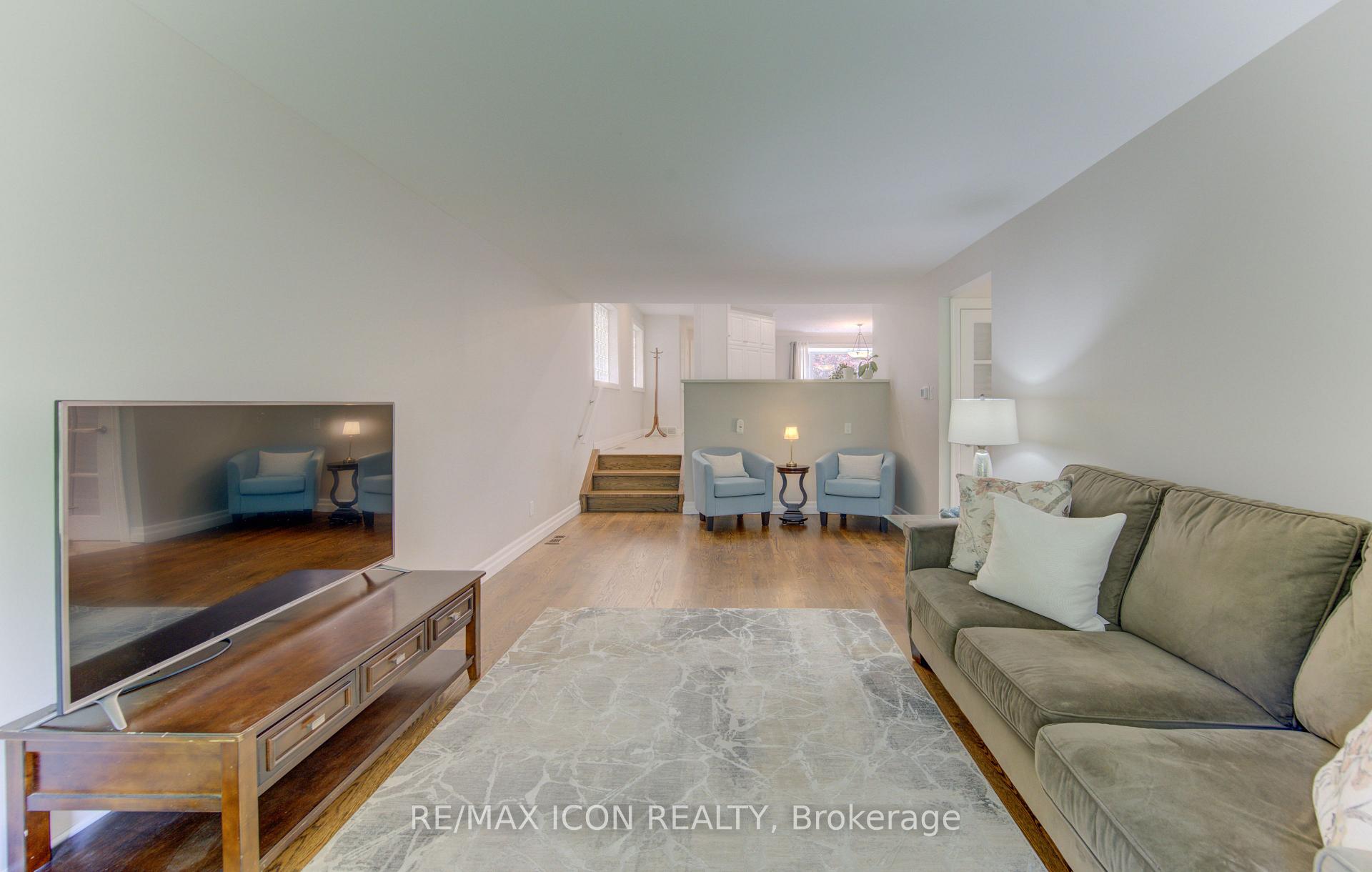 Photo 24 of 93 Briargate Drive, Kitchener, Country Hills West — HOMEH