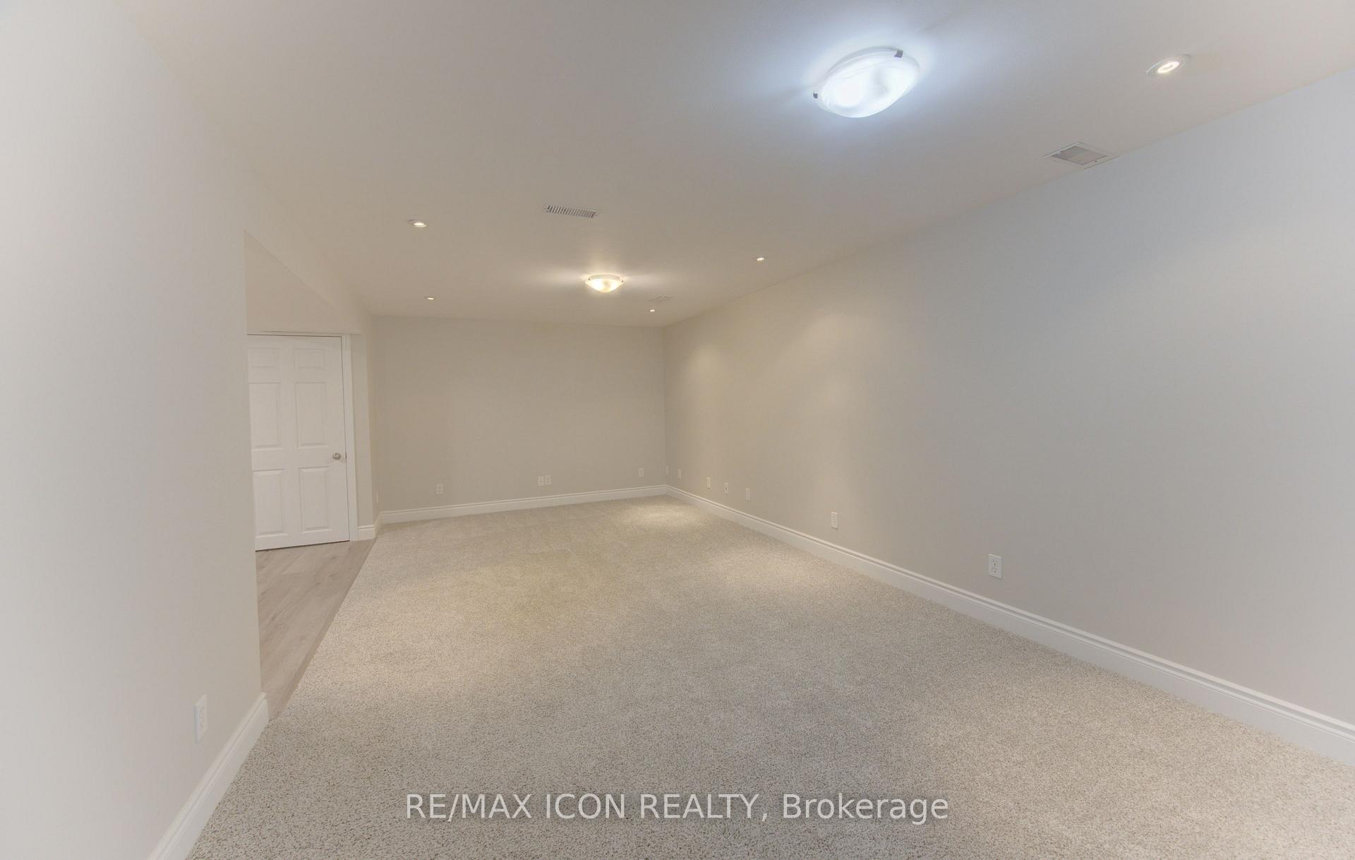 Photo 27 of 93 Briargate Drive, Kitchener, Country Hills West — HOMEH