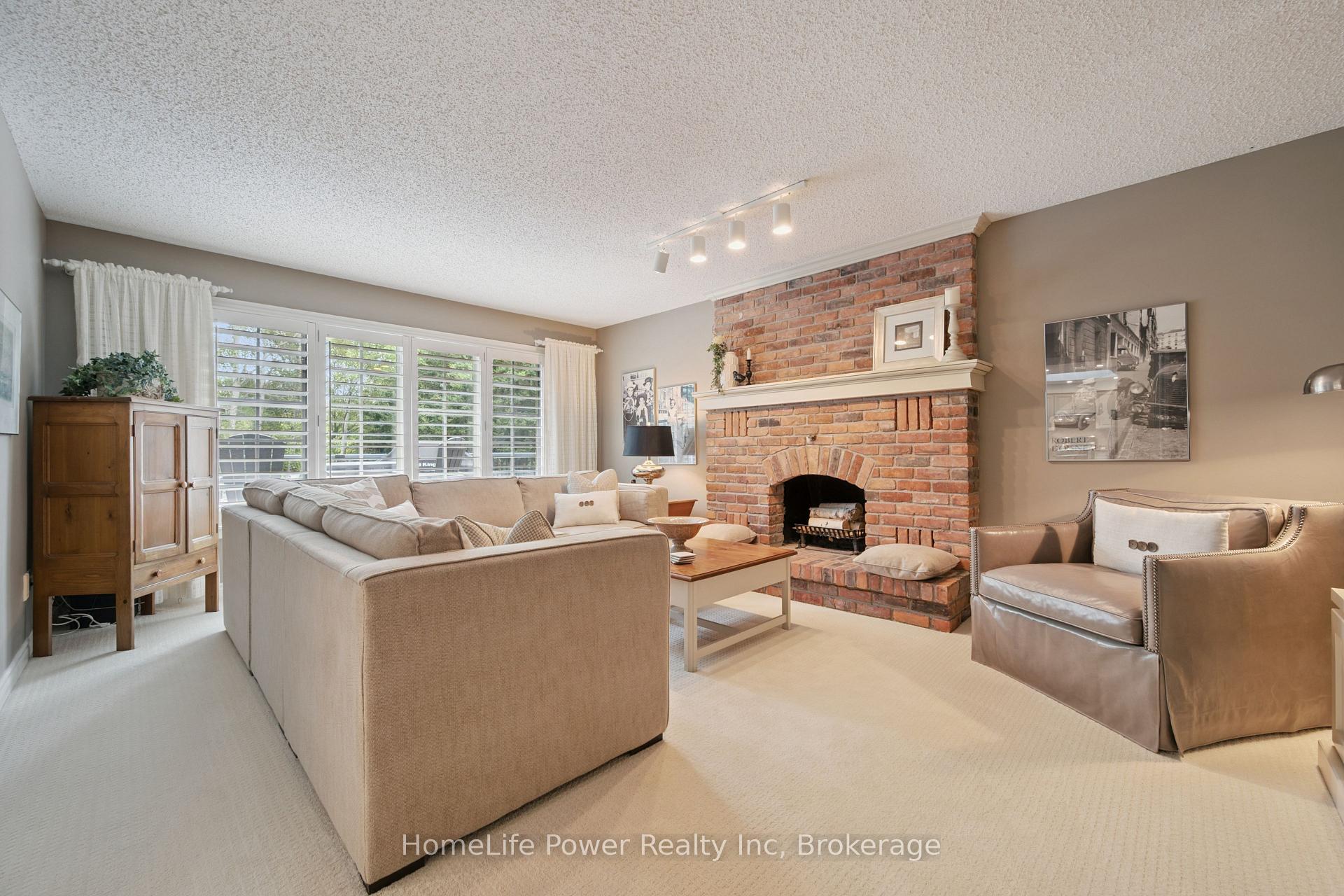 Photo 23 of 8 Robin Road, Guelph, Kortright East — HOMEH
