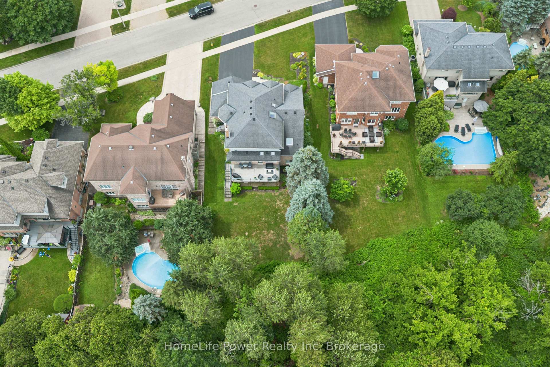 Photo 47 of 8 Robin Road, Guelph, Kortright East — HOMEH