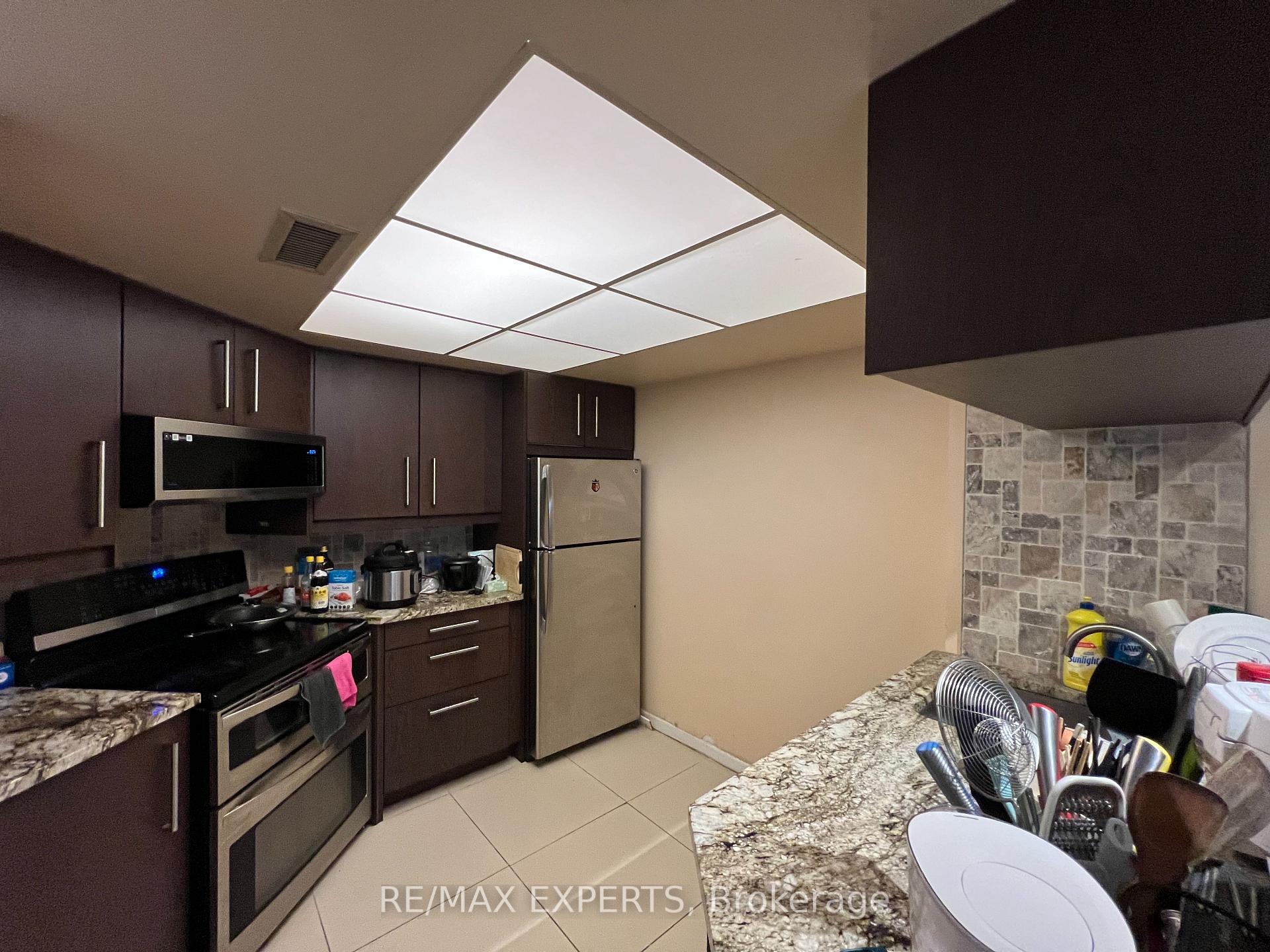 Photo 2 of Unit 2218, 1001 Bay Street, Toronto, Bay Street Corridor — HOMEH