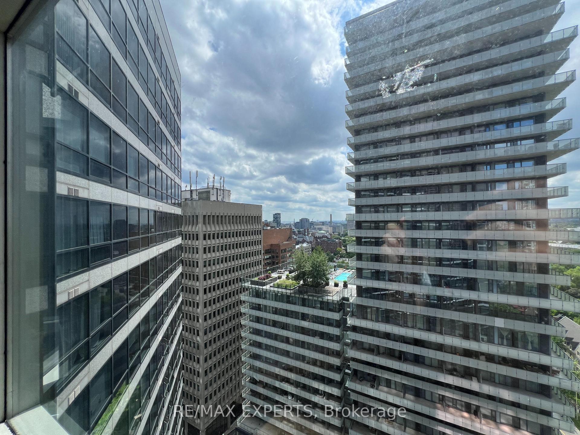 Photo 14 of Unit 2218, 1001 Bay Street, Toronto, Bay Street Corridor — HOMEH