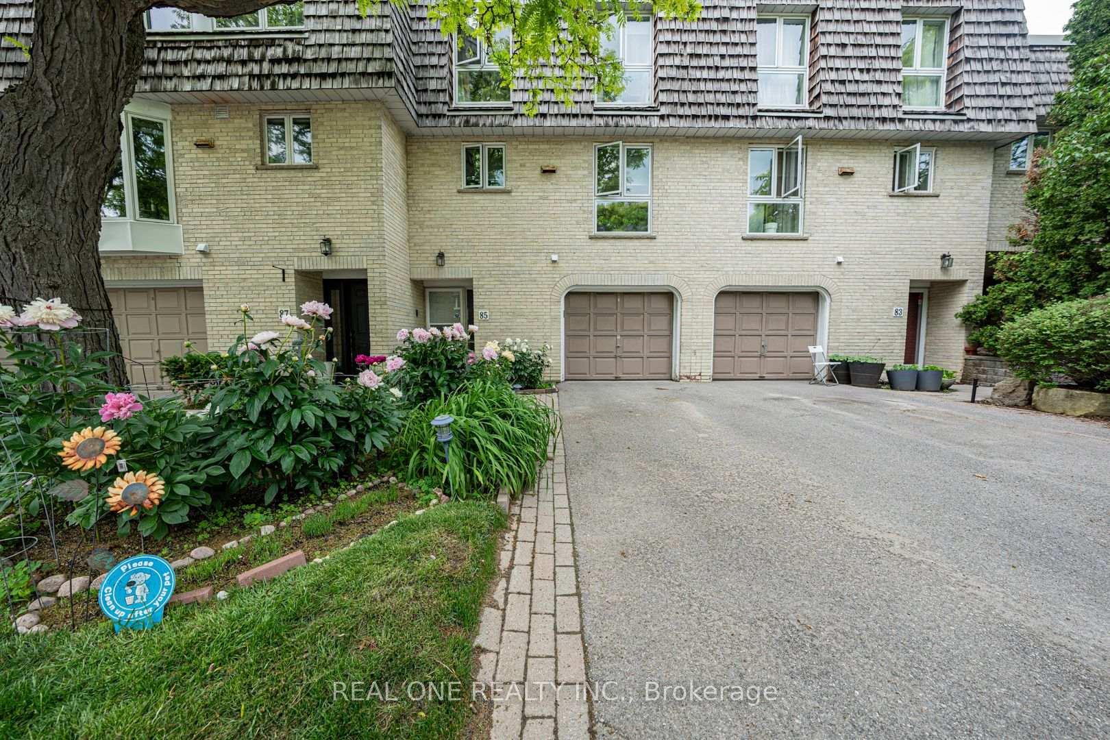 Photo 2 of 85 Scenic Mill Way, North York, St. Andrew-Windfields — HOMEH