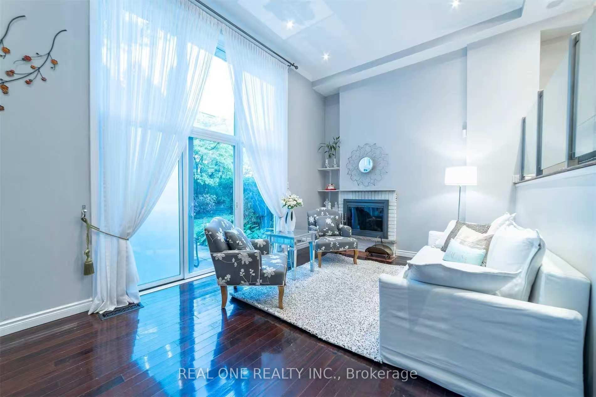 Photo 10 of 85 Scenic Mill Way, North York, St. Andrew-Windfields — HOMEH