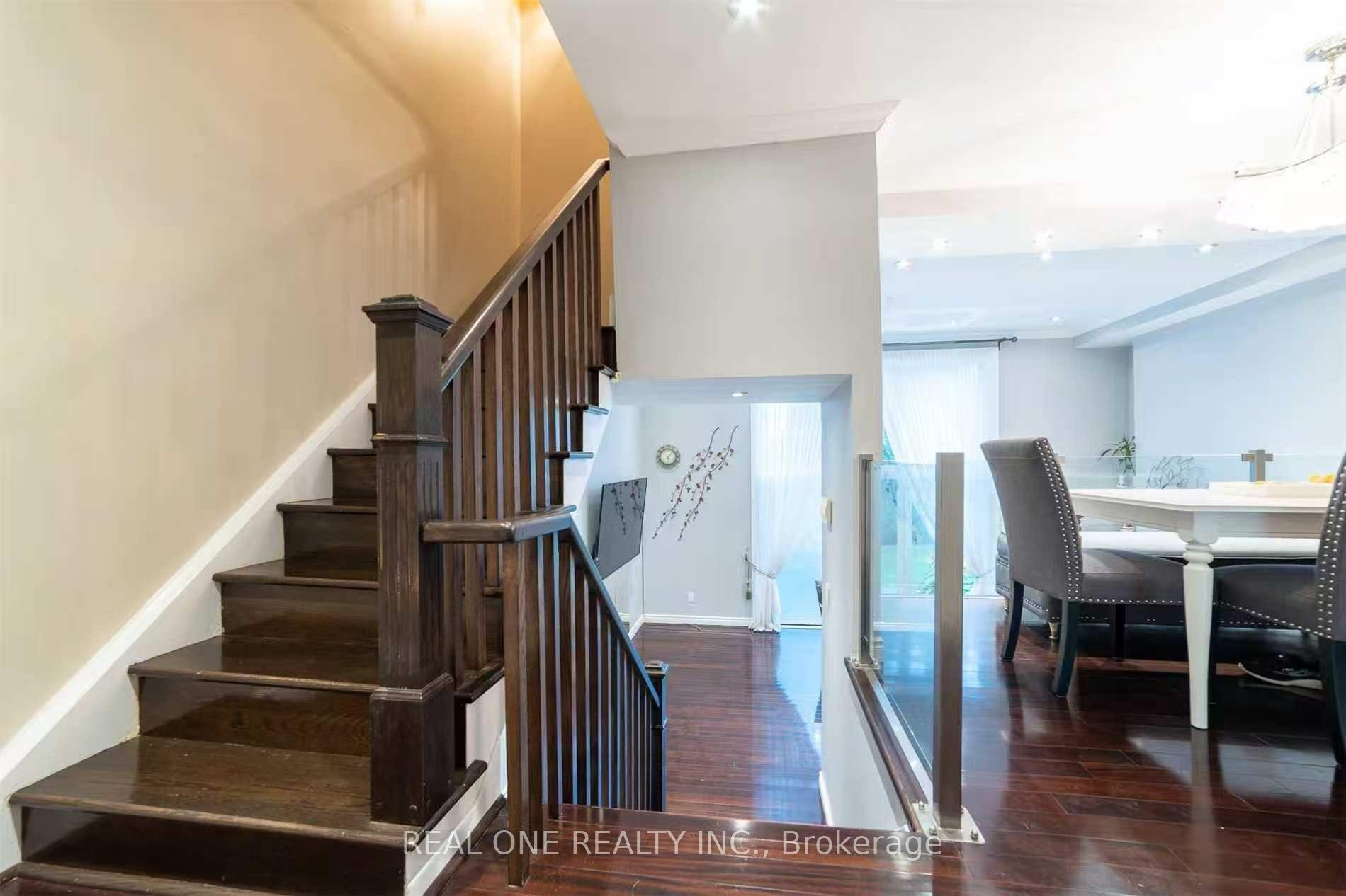 Photo 20 of 85 Scenic Mill Way, North York, St. Andrew-Windfields — HOMEH