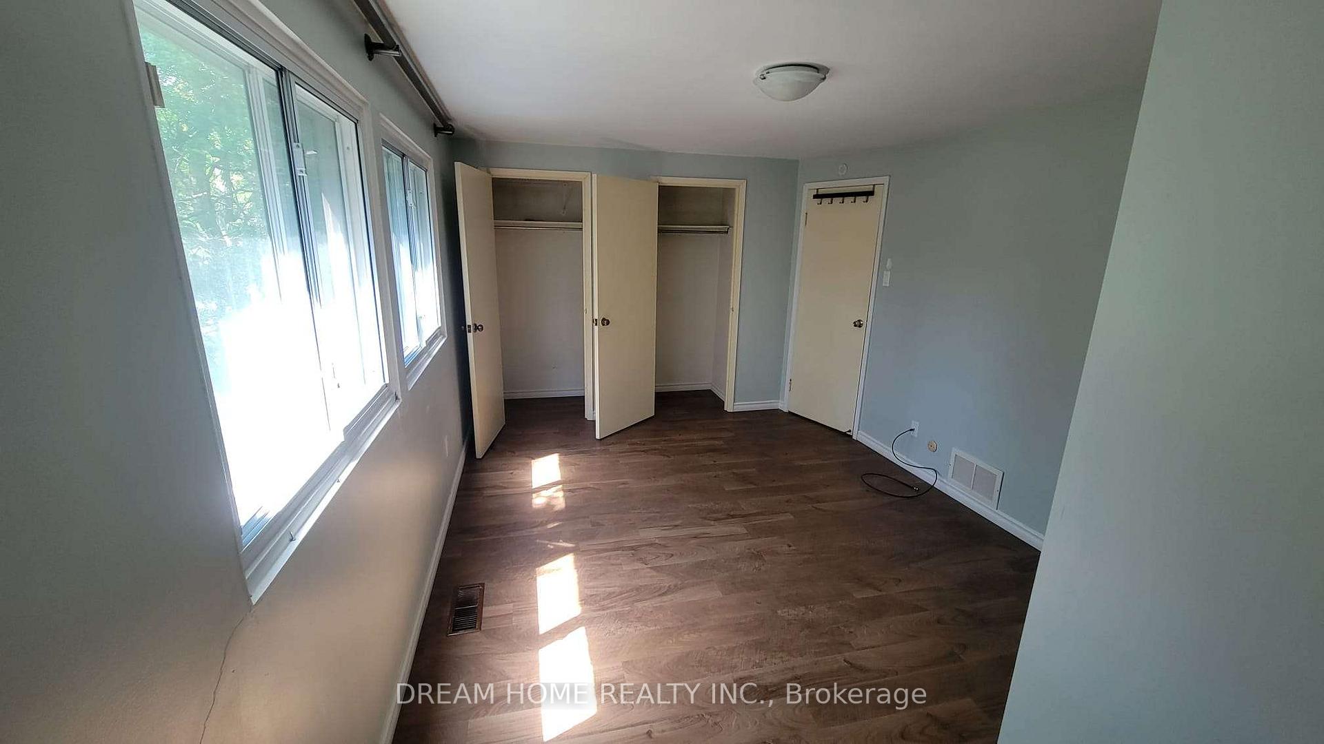 Photo 7 of 2 Renata Royal Way, North York, Hillcrest Village — HOMEH