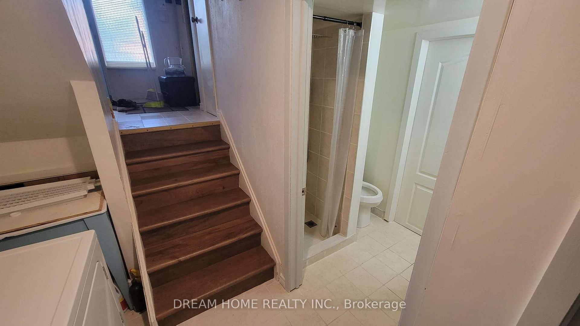 Photo 25 of 2 Renata Royal Way, North York, Hillcrest Village — HOMEH