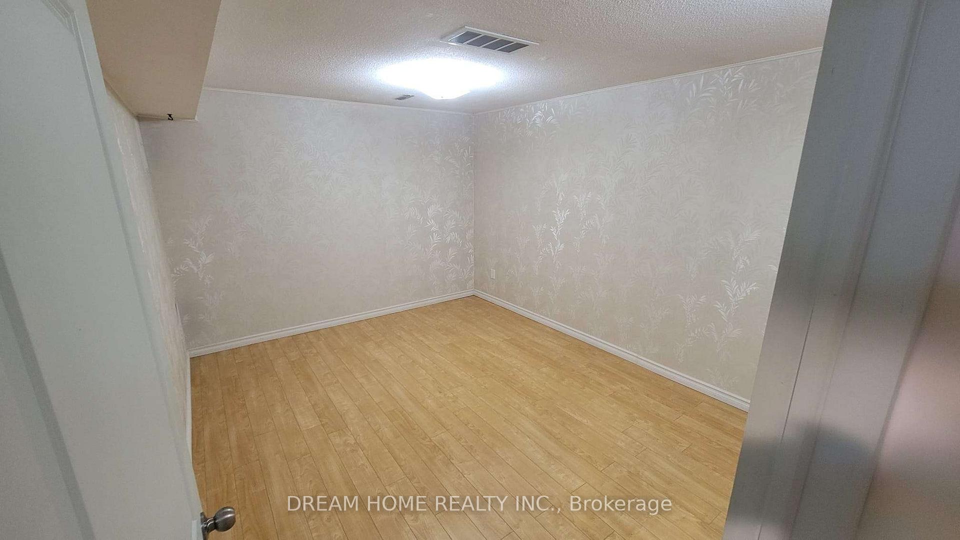 Photo 26 of 2 Renata Royal Way, North York, Hillcrest Village — HOMEH