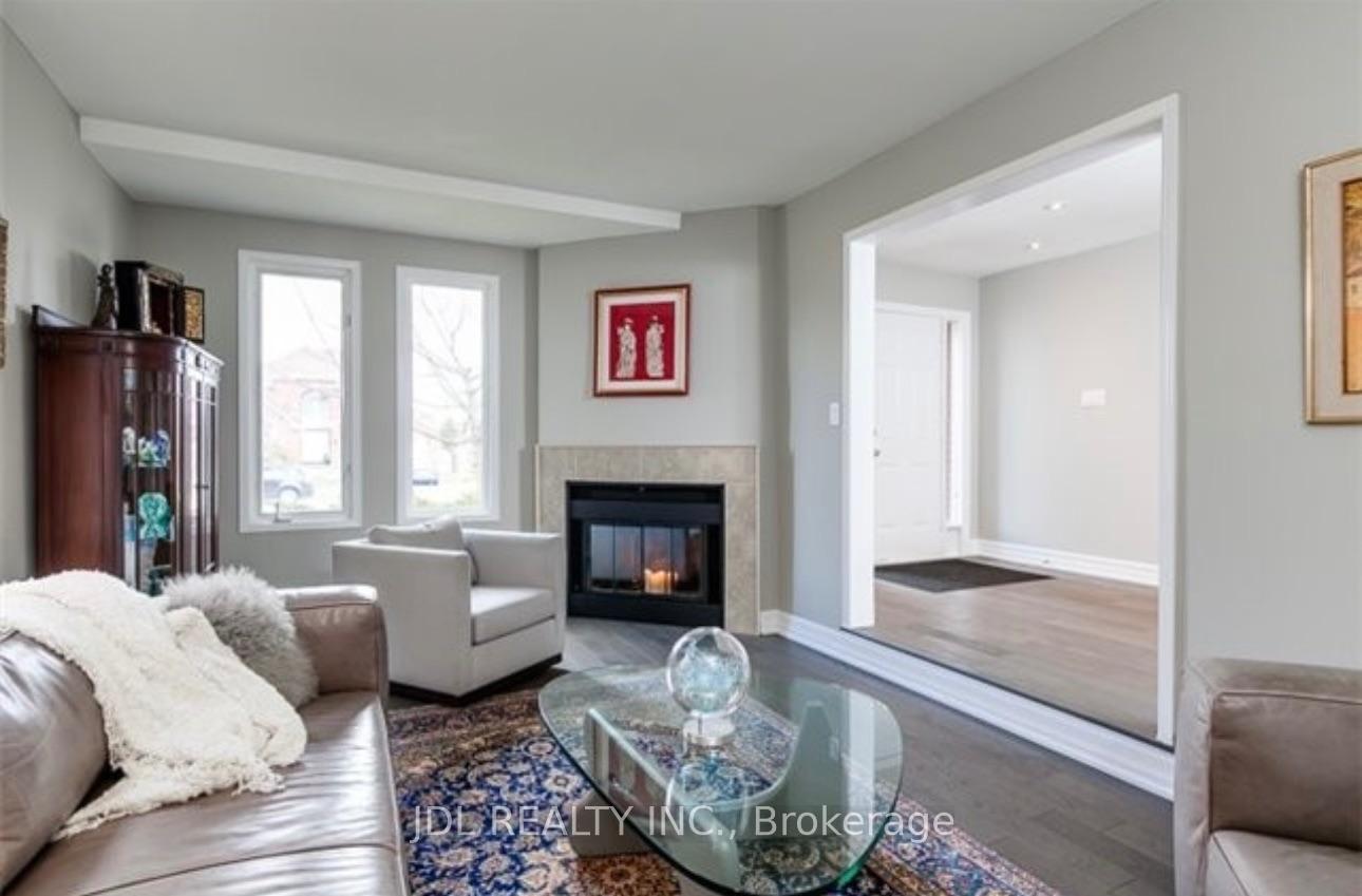 Photo 3 of 1255 Heritage Way, Oakville, Glen Abbey — HOMEH