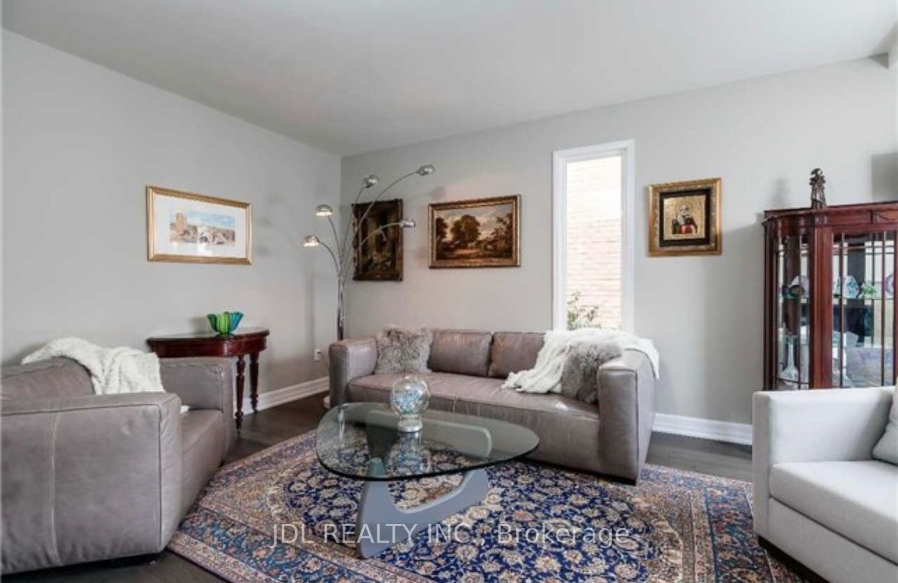 Photo 4 of 1255 Heritage Way, Oakville, Glen Abbey — HOMEH
