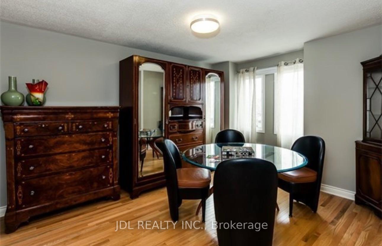Photo 19 of 1255 Heritage Way, Oakville, Glen Abbey — HOMEH