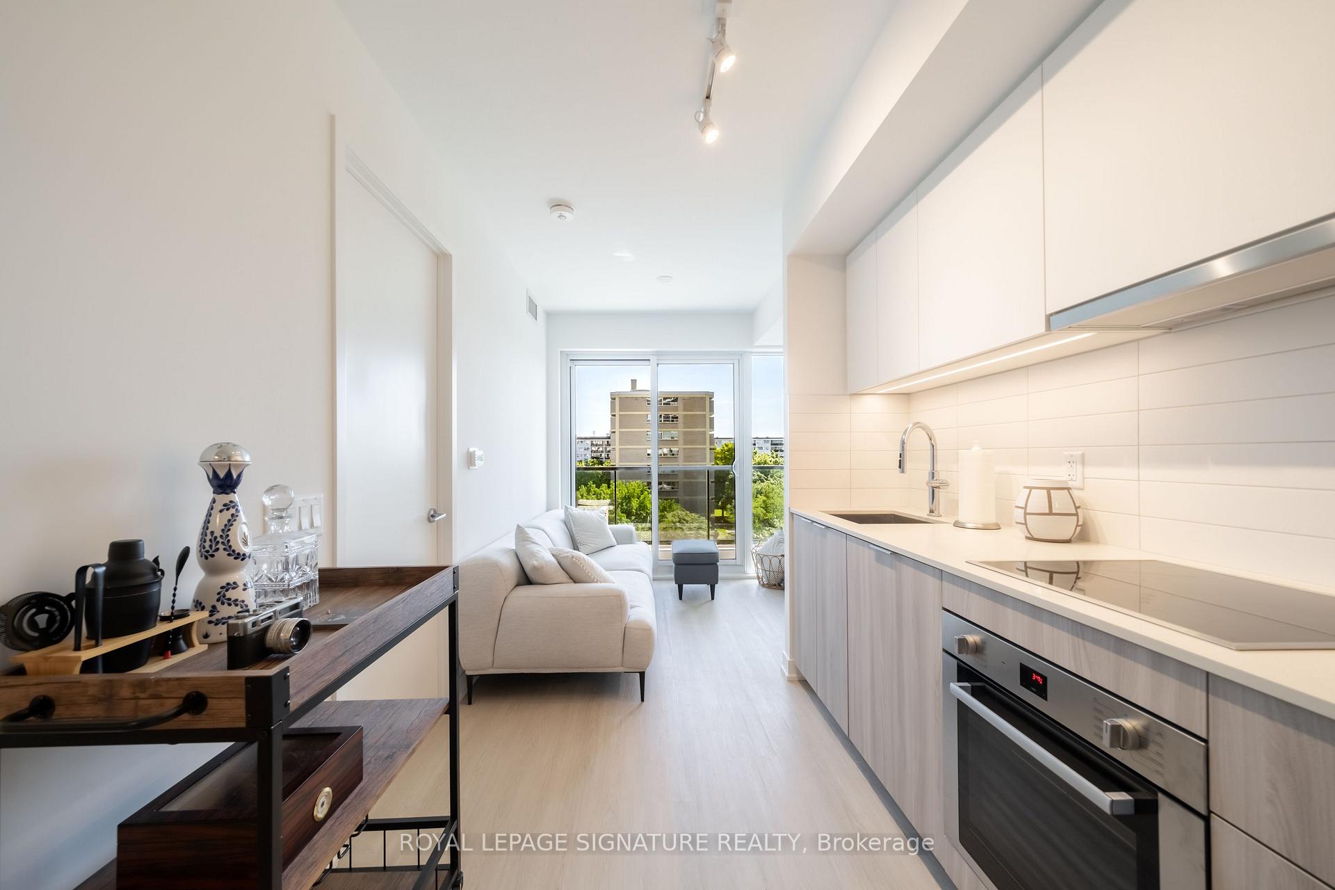 Photo 2 of Unit 607, 25 St Dennis Drive, Toronto, Flemingdon Park — HOMEH