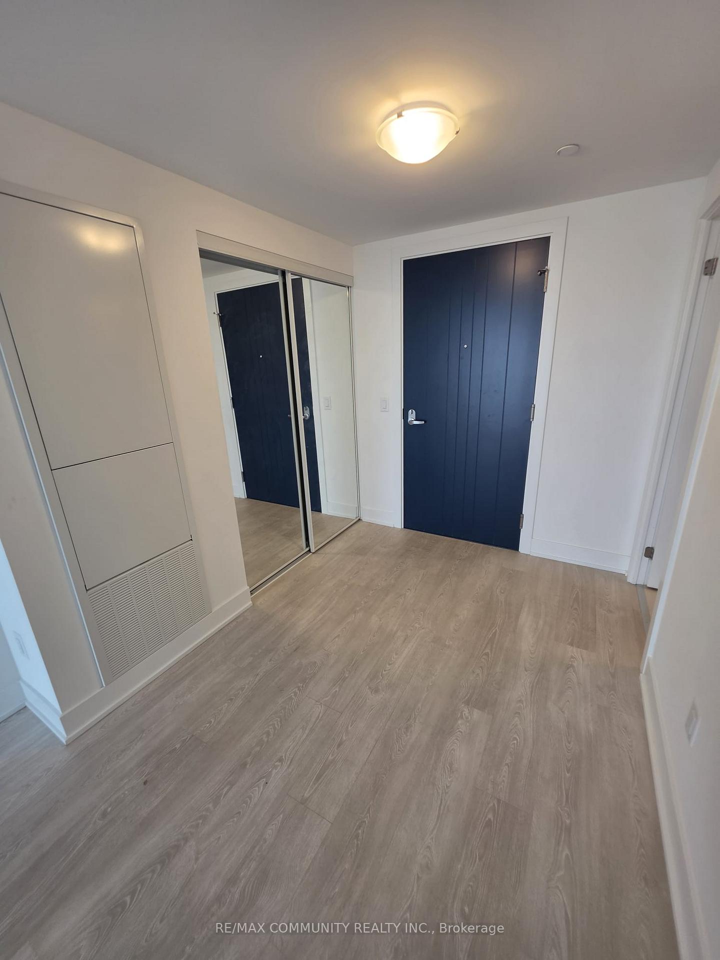 Photo 3 of Unit 2120, 2545 Simcoe Street N, Oshawa, Windfields — HOMEH