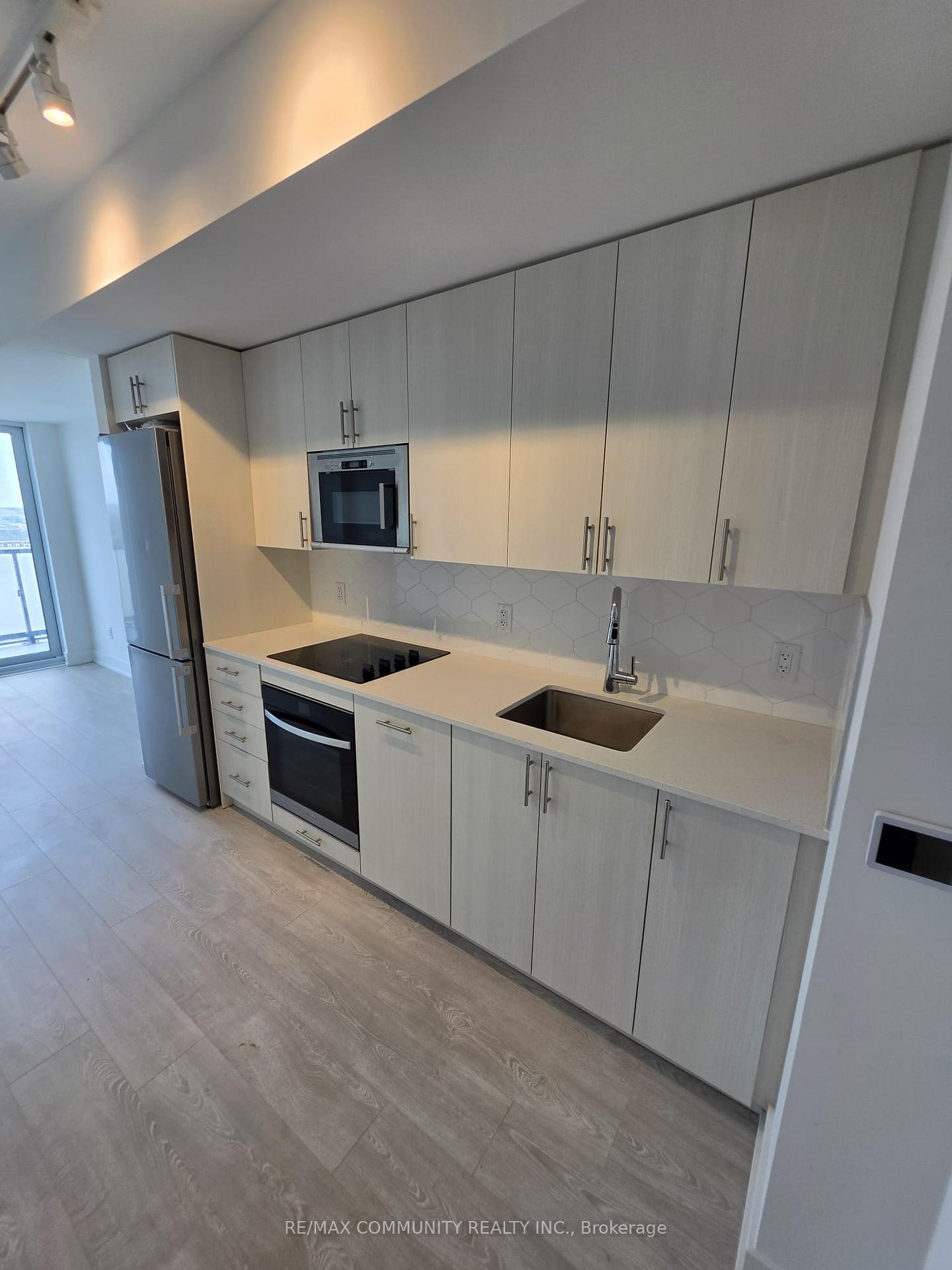 Photo 6 of Unit 2120, 2545 Simcoe Street N, Oshawa, Windfields — HOMEH