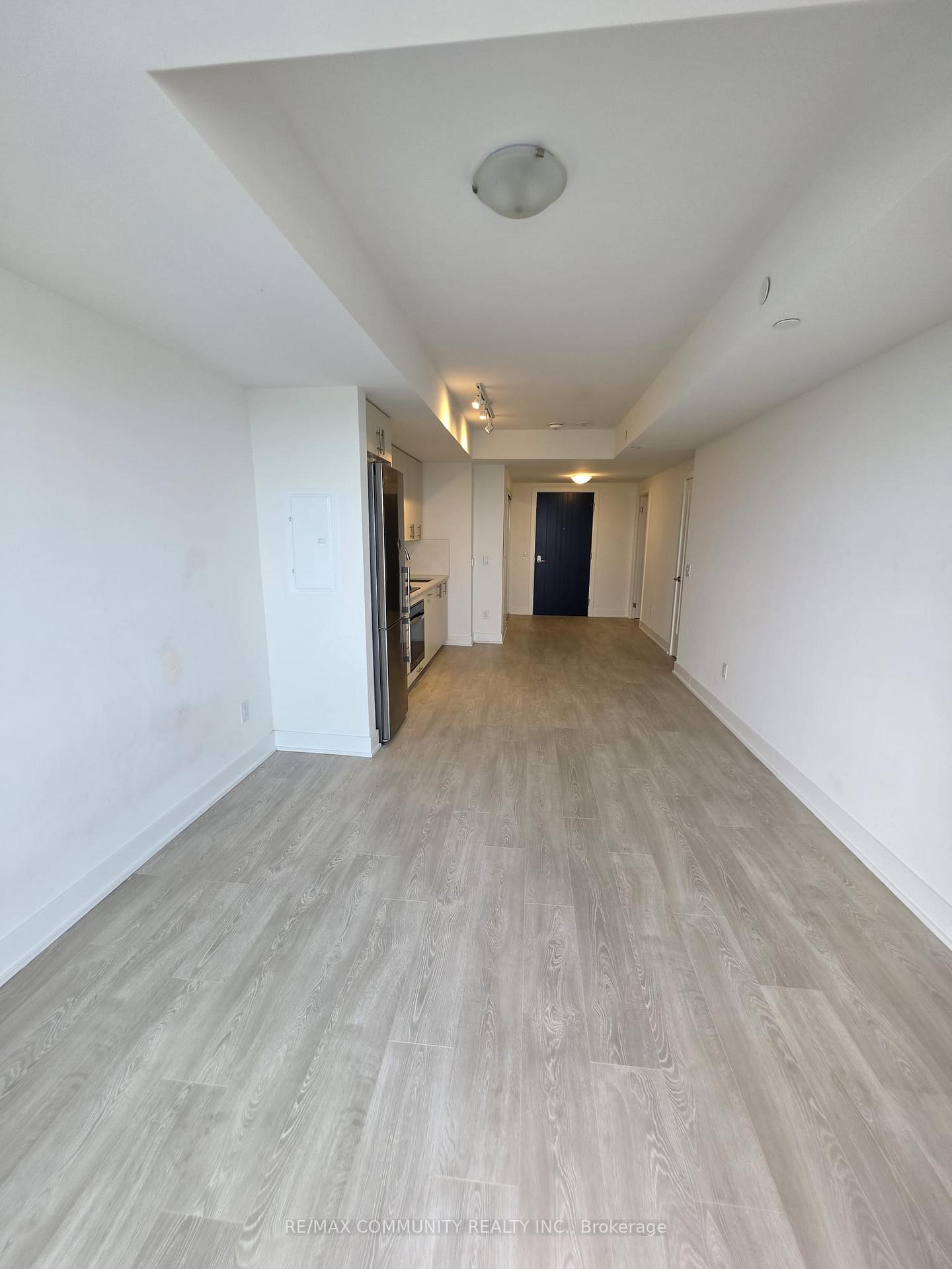 Photo 8 of Unit 2120, 2545 Simcoe Street N, Oshawa, Windfields — HOMEH