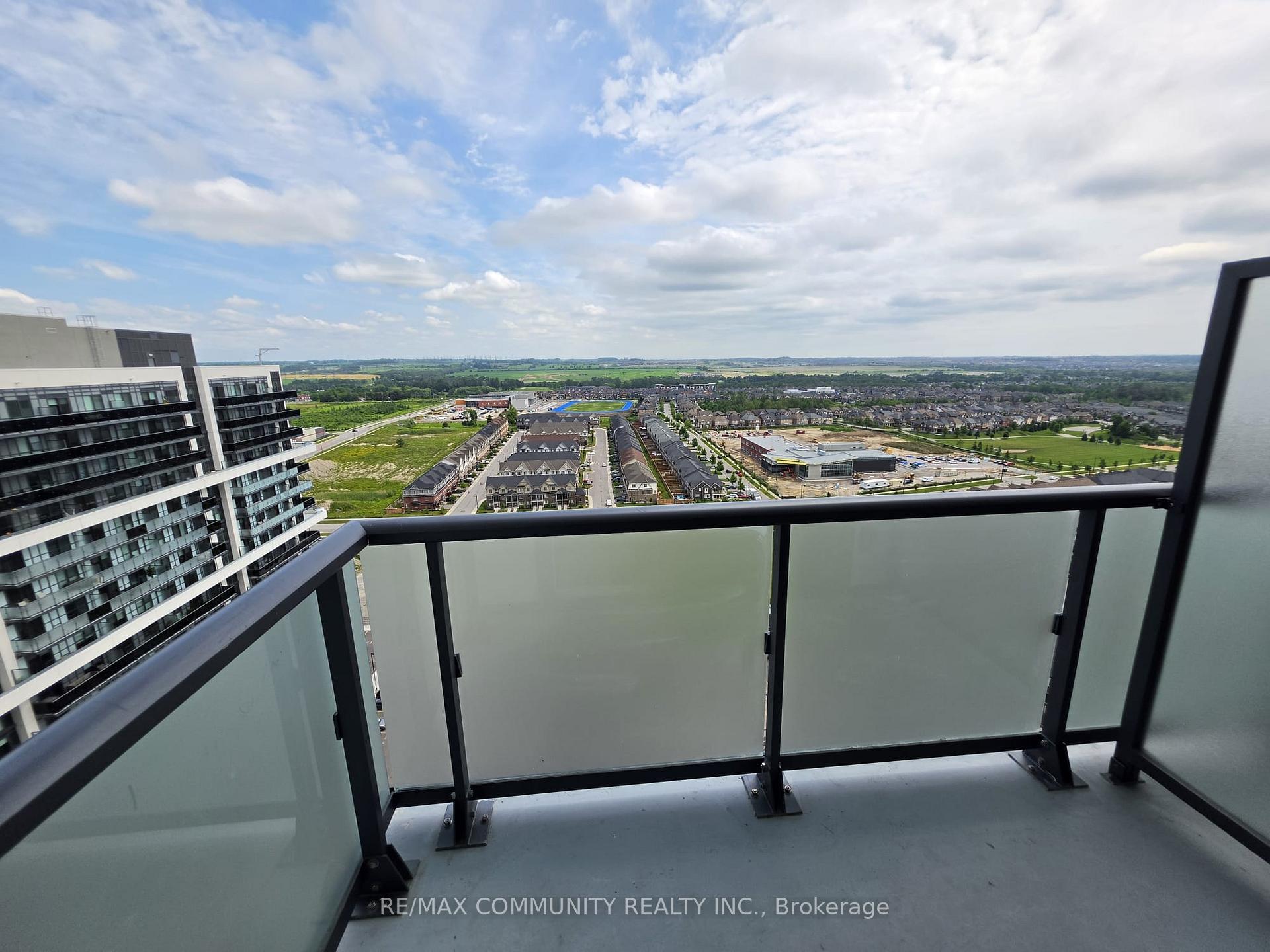 Photo 13 of Unit 2120, 2545 Simcoe Street N, Oshawa, Windfields — HOMEH
