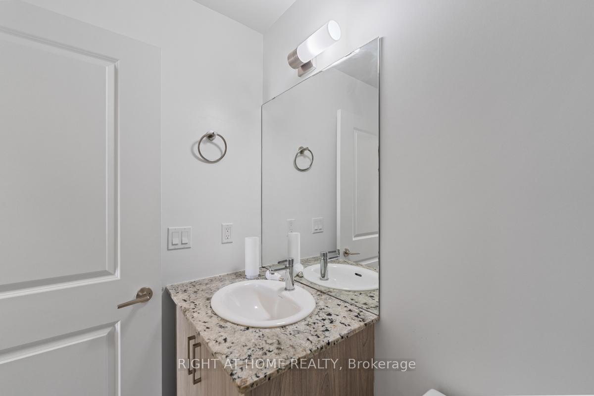 Photo 23 of 10 Meadowglen Place, Scarborough, Woburn — HOMEH