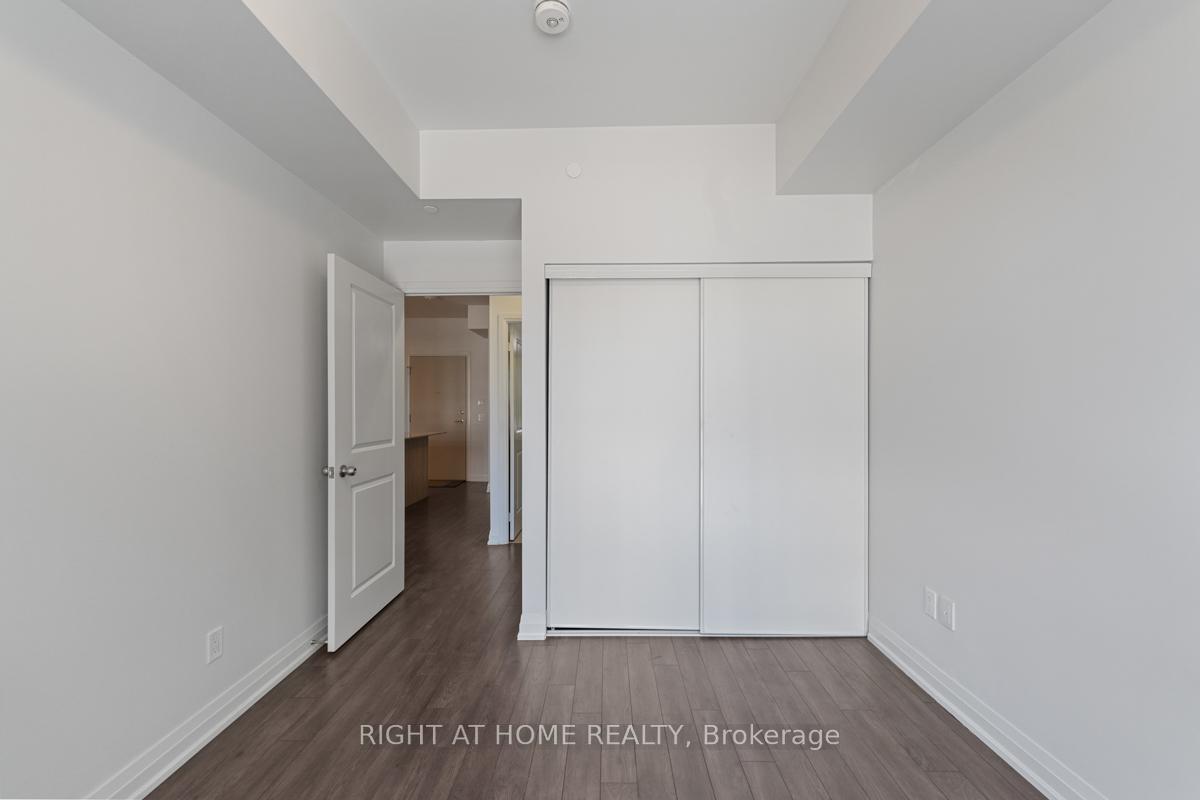 Photo 24 of 10 Meadowglen Place, Scarborough, Woburn — HOMEH