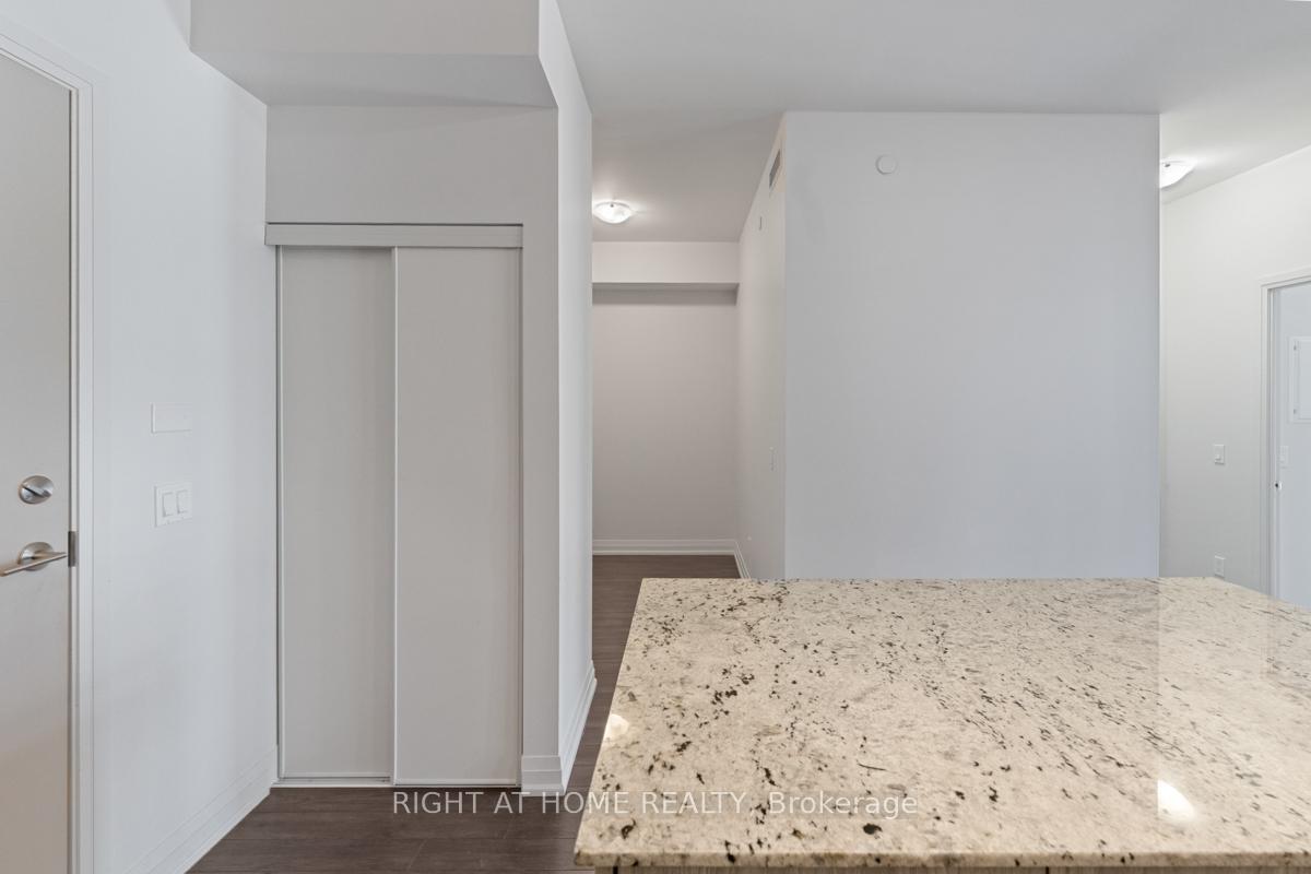 Photo 25 of 10 Meadowglen Place, Scarborough, Woburn — HOMEH