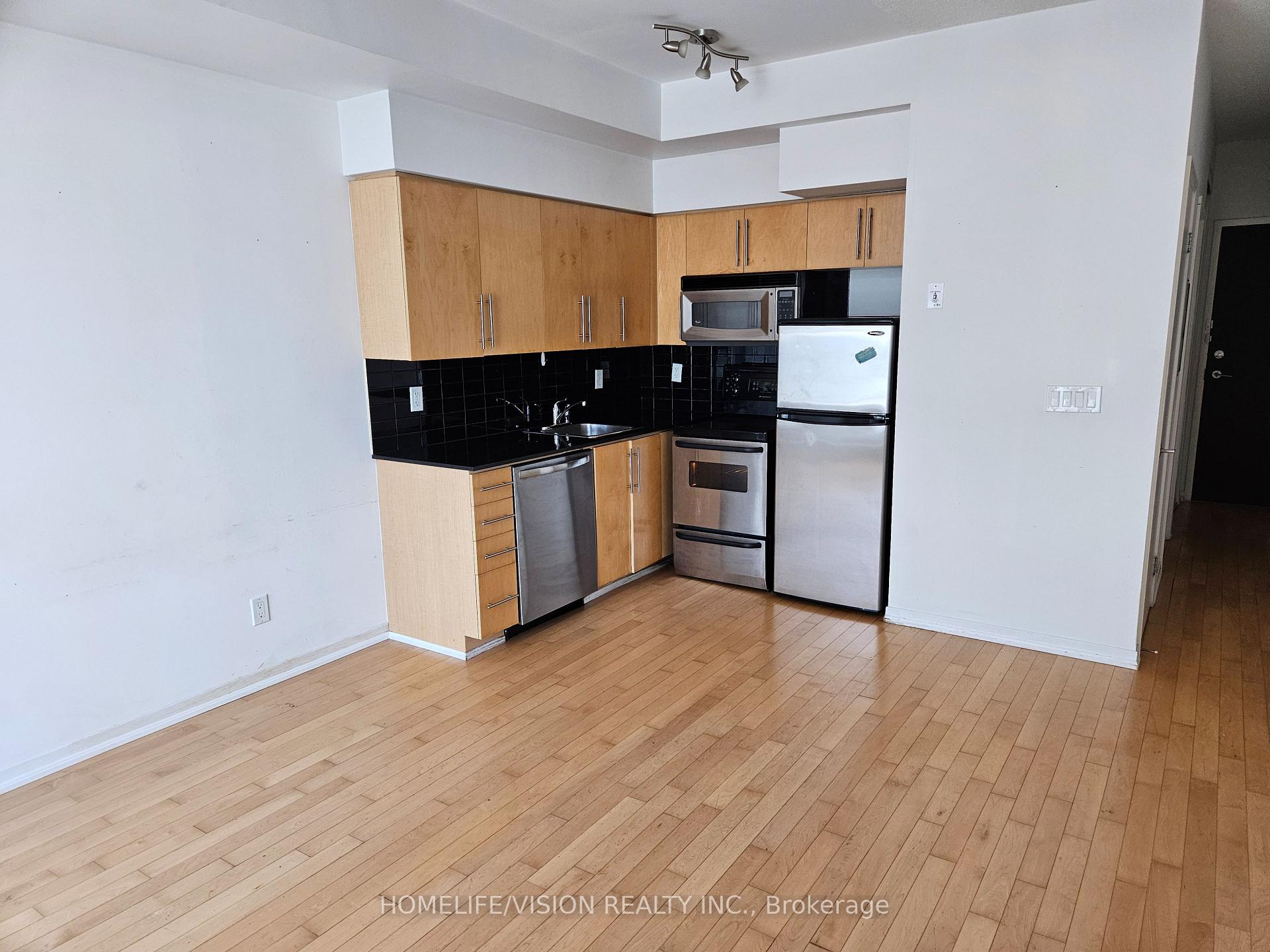 Photo 3 of Unit 816, 231 Fort York Boulevard, Toronto, Niagara — HOMEH
