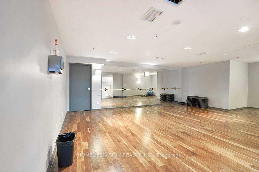 Photo 7 of Unit 816, 231 Fort York Boulevard, Toronto, Niagara — HOMEH