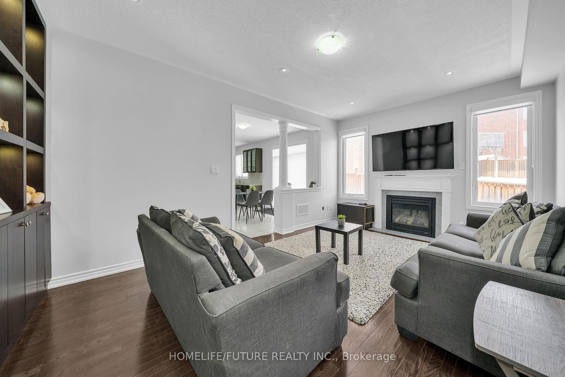 Photo 16 of 44 Gillett Drive, Ajax, Northeast Ajax — HOMEH