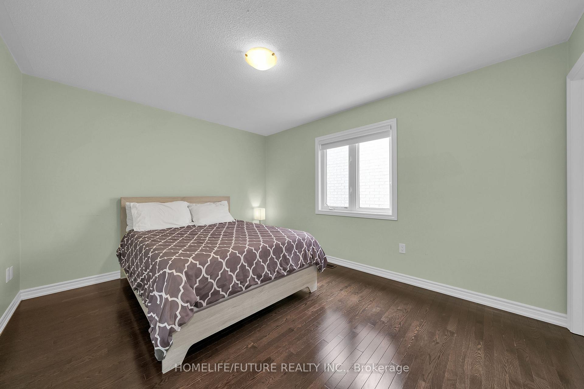 Photo 32 of 44 Gillett Drive, Ajax, Northeast Ajax — HOMEH