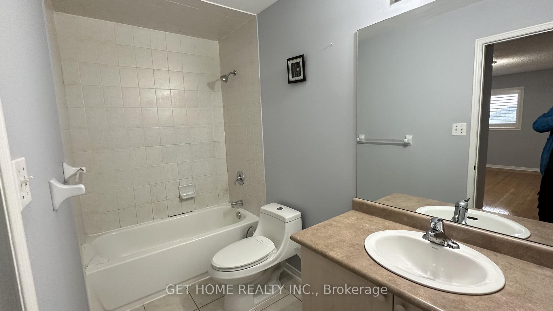 Photo 24 of 97 San Gabriele Place, North York, Humber Summit — HOMEH