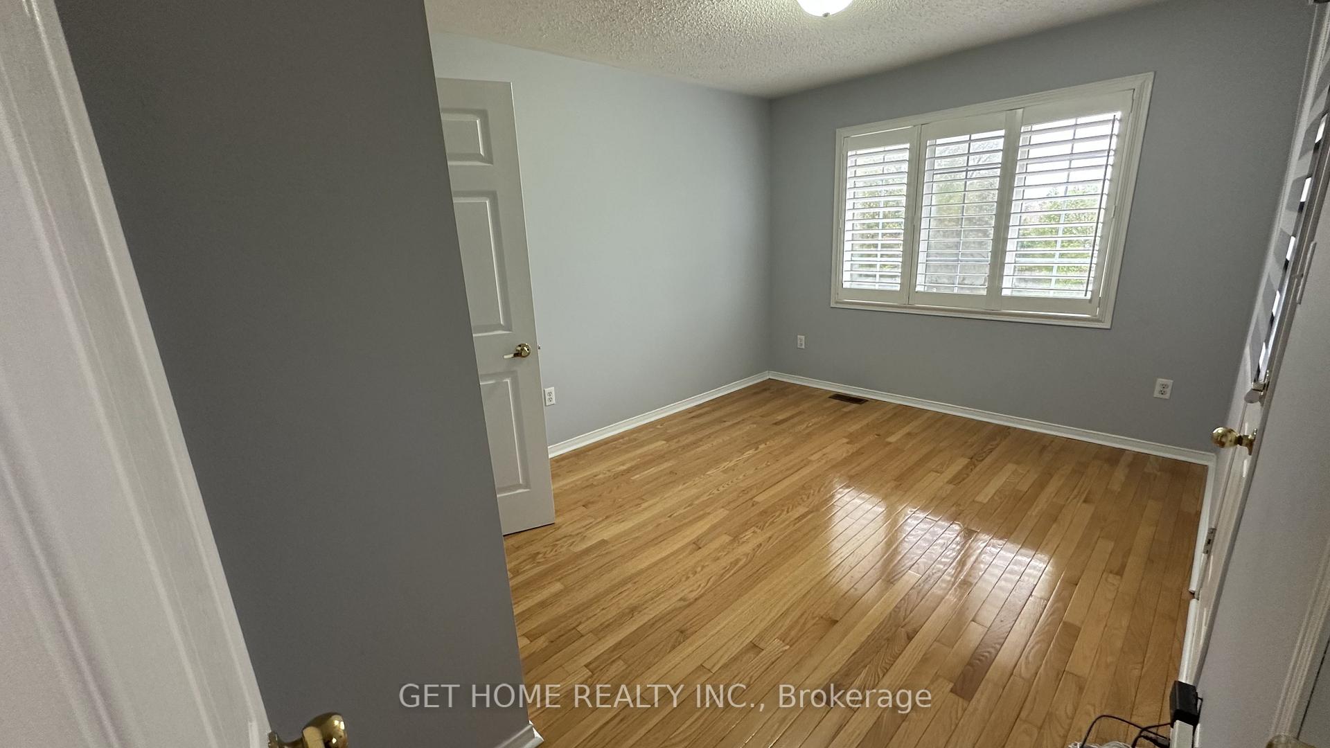 Photo 26 of 97 San Gabriele Place, North York, Humber Summit — HOMEH