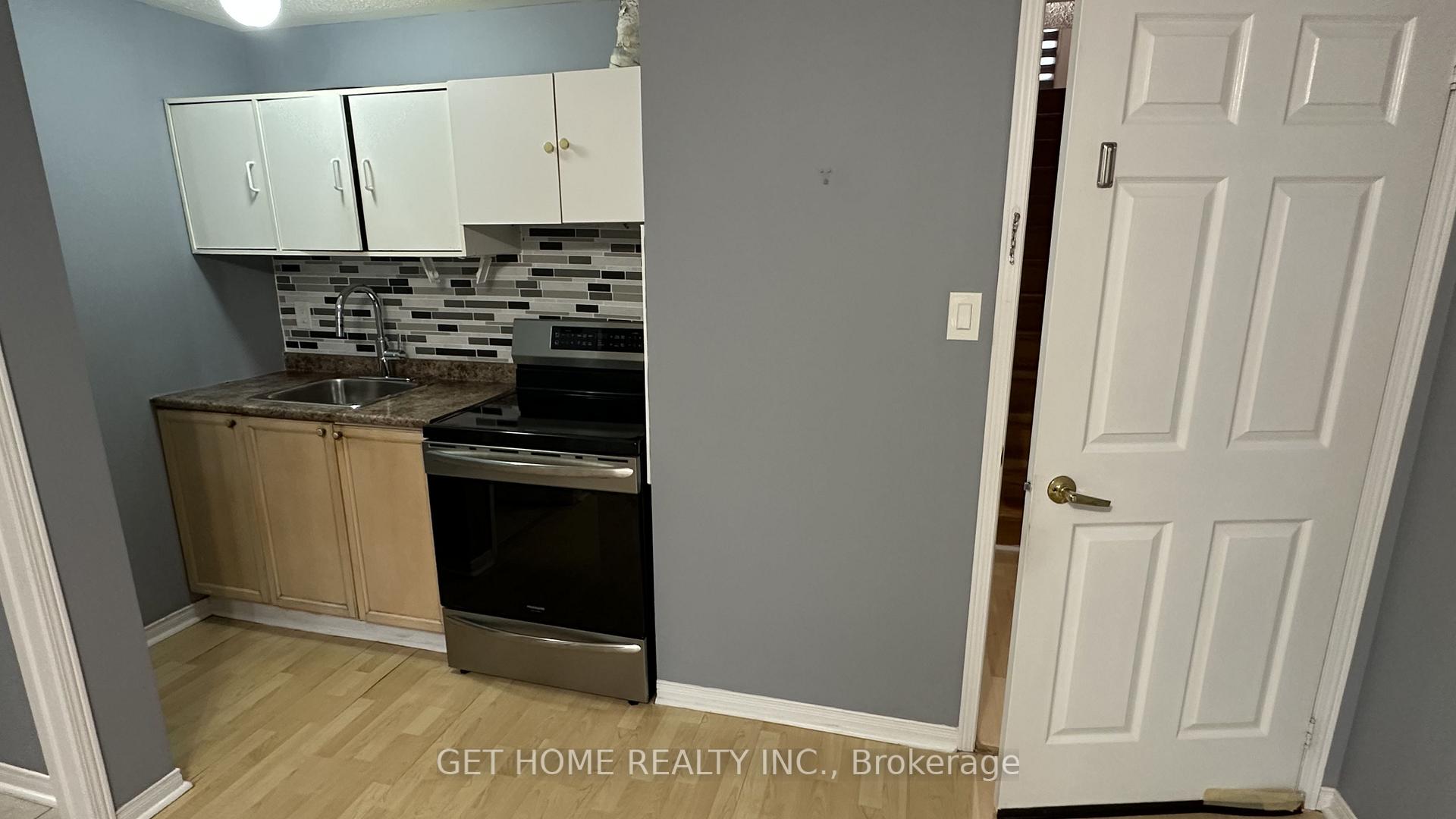 Photo 37 of 97 San Gabriele Place, North York, Humber Summit — HOMEH