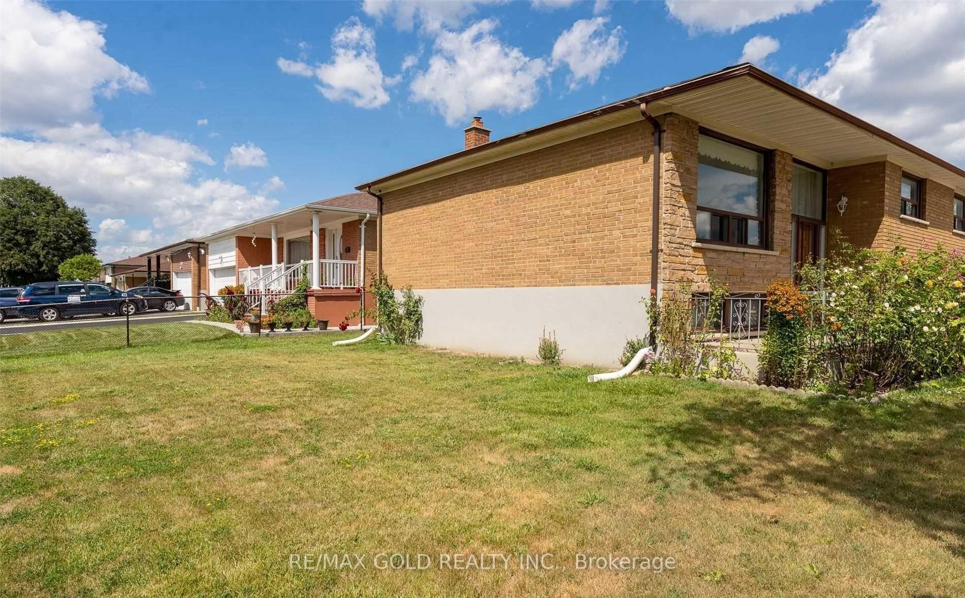 Photo 5 of 7305 Redstone Road, Mississauga, Malton — HOMEH