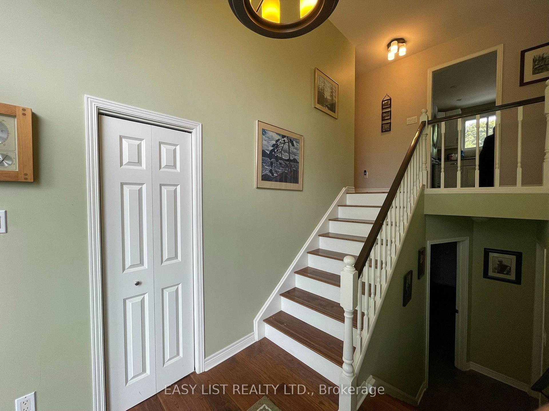 Photo 3 of 3 Baker Place, Pelham, Fonthill — HOMEH