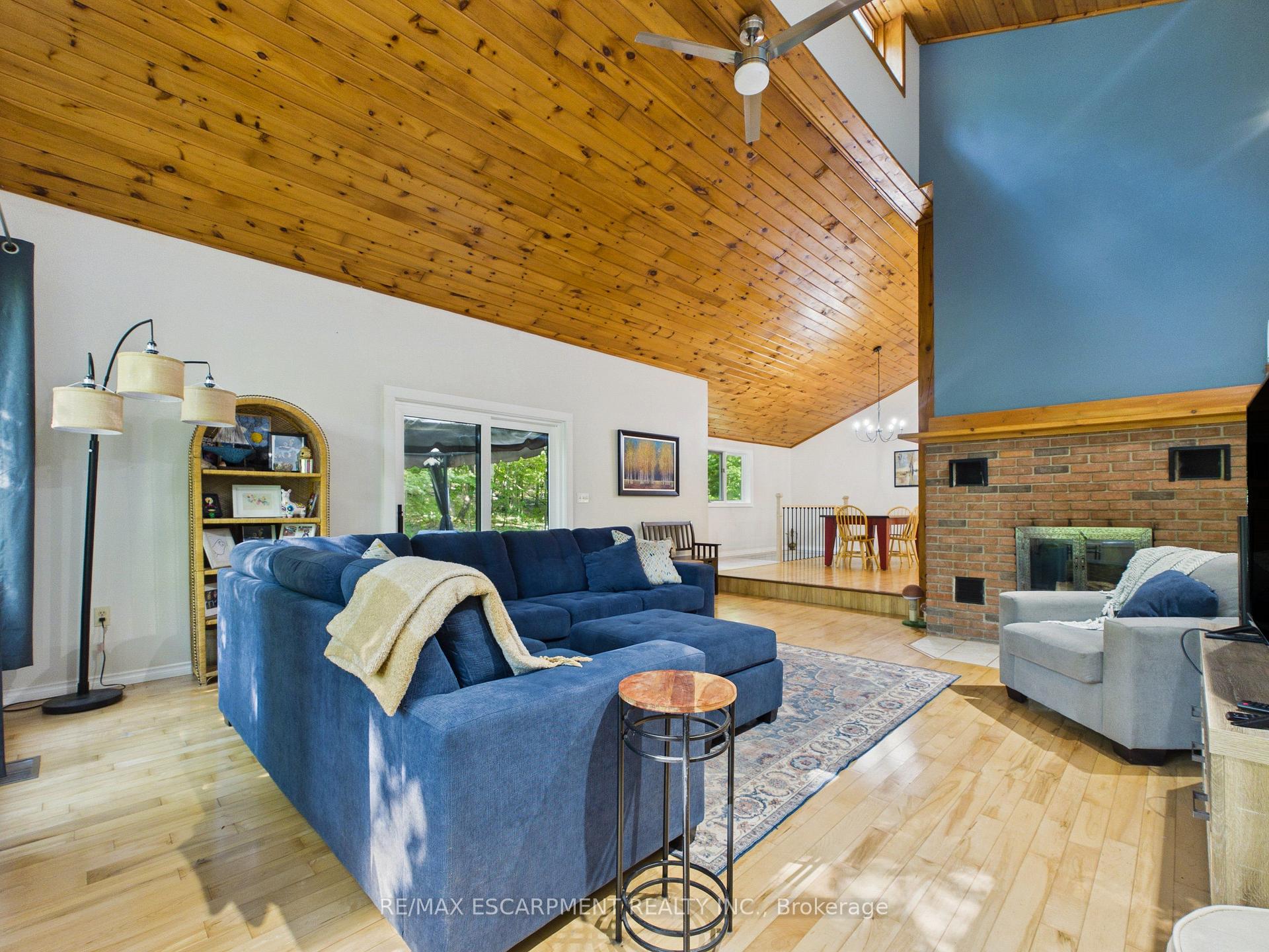 Photo 30 of 1060 Golden Beach Road, Bracebridge, Monck (Bracebridge) — HOMEH
