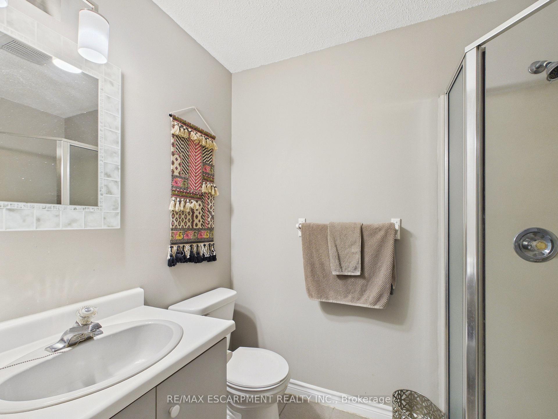 Photo 13 of 1060 Golden Beach Road, Bracebridge, Monck (Bracebridge) — HOMEH