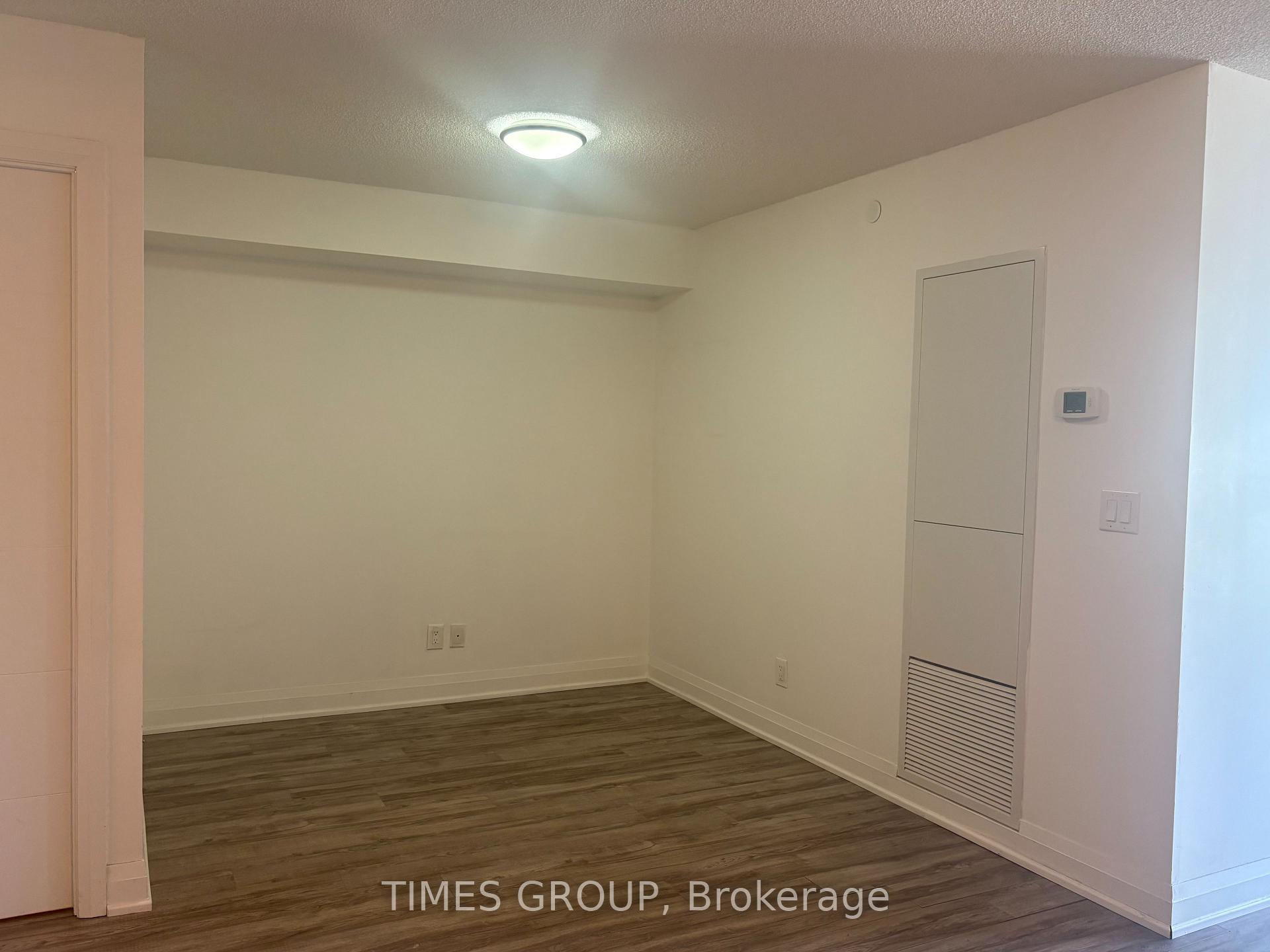 Photo 2 of Unit 512, 18 Uptown Drive, Markham, Unionville — HOMEH