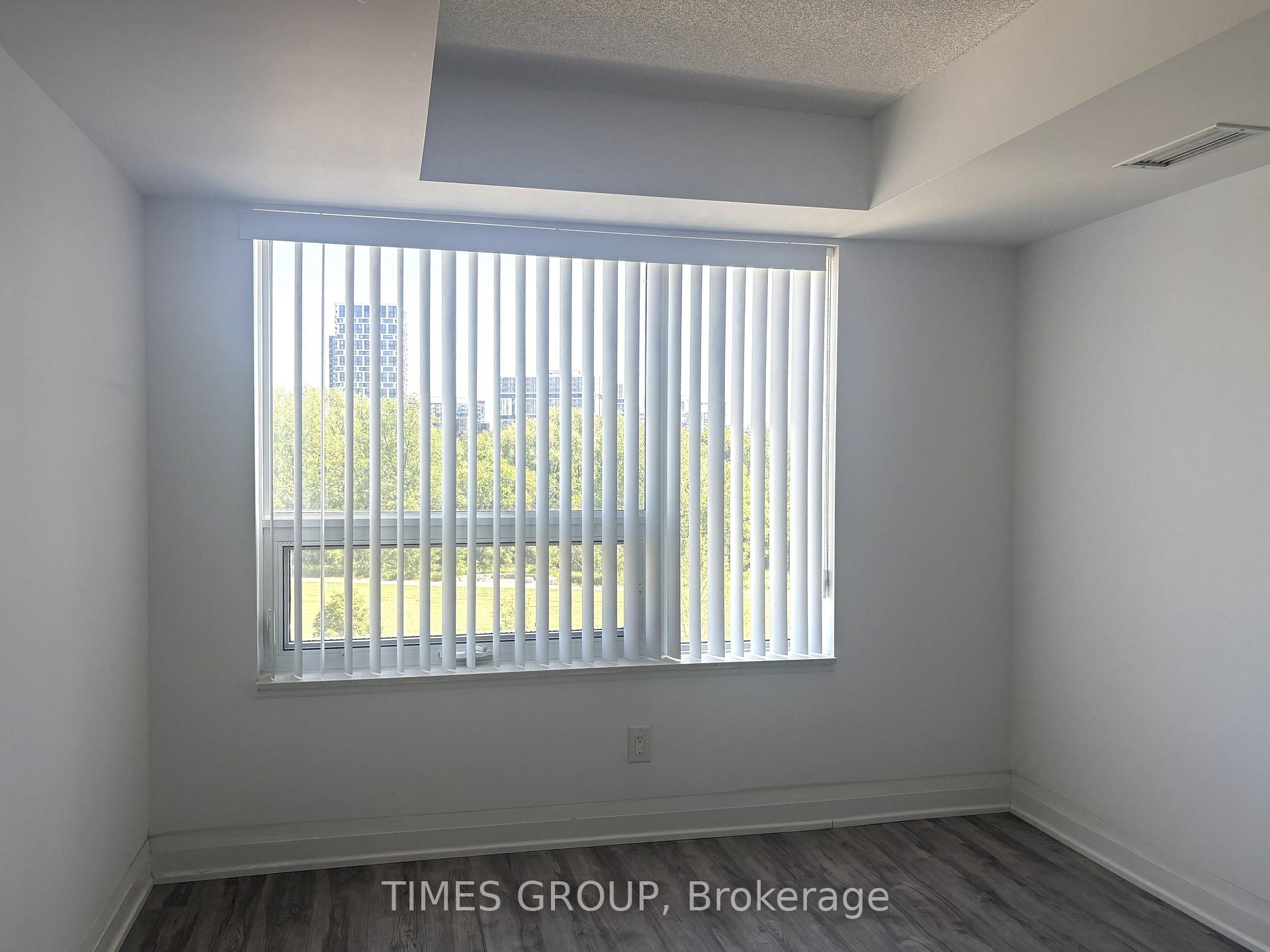 Photo 3 of Unit 512, 18 Uptown Drive, Markham, Unionville — HOMEH