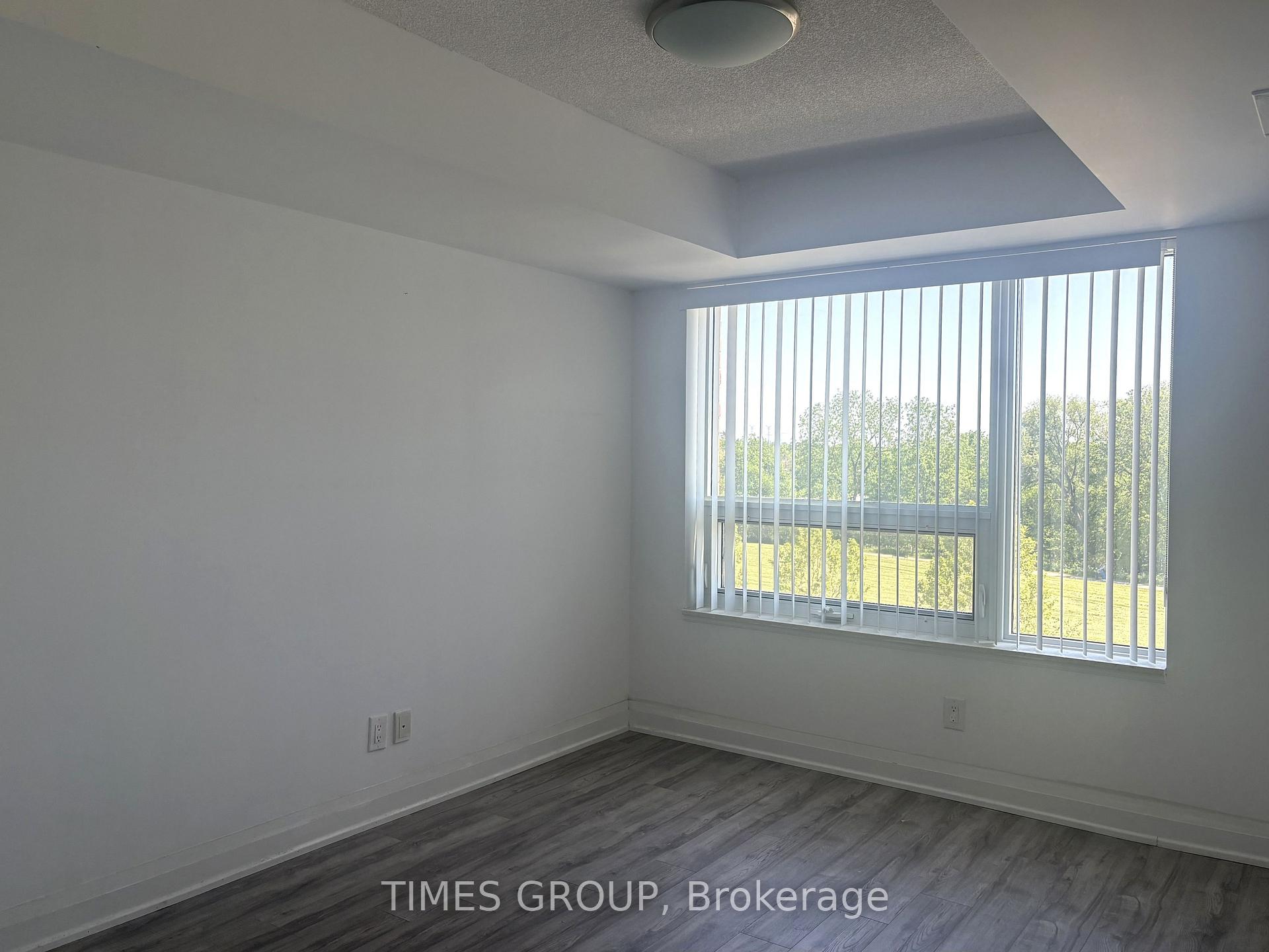 Photo 4 of Unit 512, 18 Uptown Drive, Markham, Unionville — HOMEH
