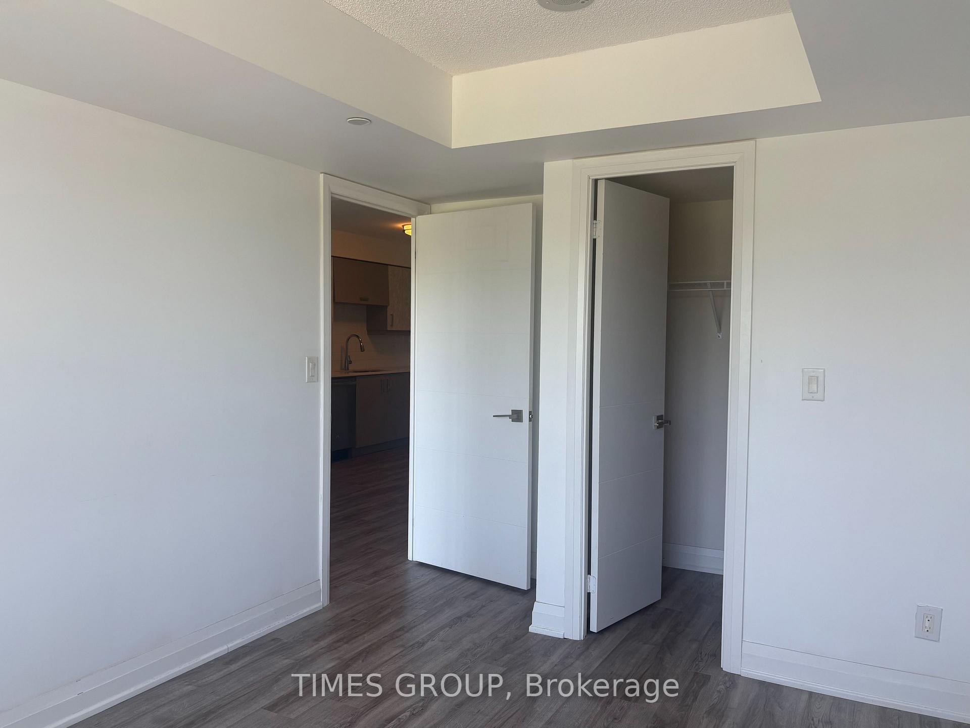 Photo 5 of Unit 512, 18 Uptown Drive, Markham, Unionville — HOMEH