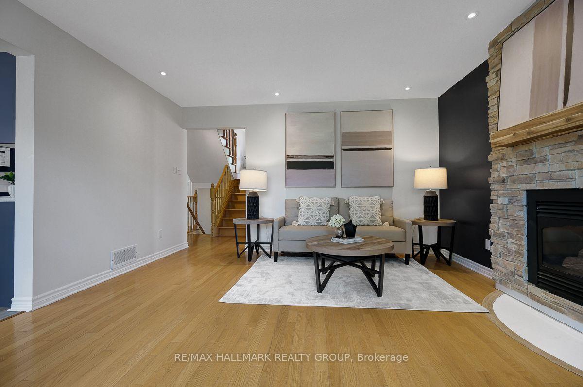 Photo 7 of 1209 Whiterock Street, Ottawa, Carson Grove — HOMEH