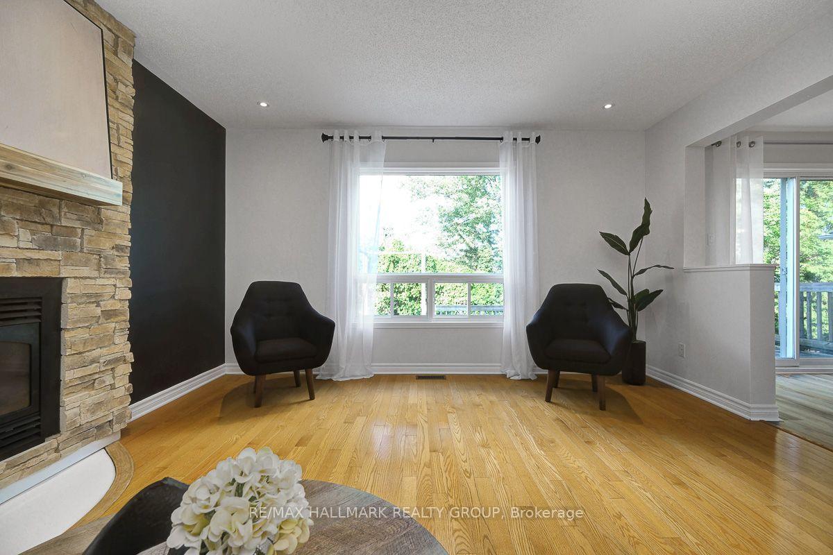 Photo 8 of 1209 Whiterock Street, Ottawa, Carson Grove — HOMEH