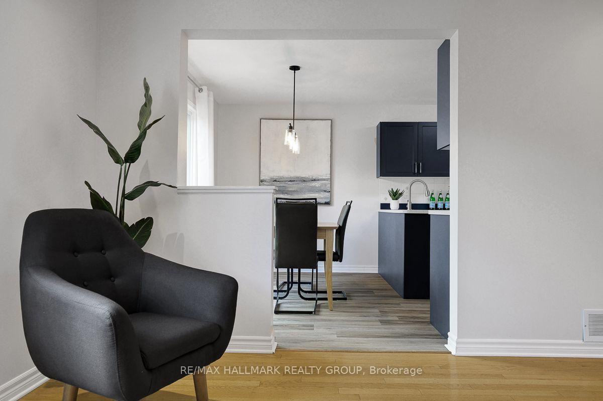 Photo 13 of 1209 Whiterock Street, Ottawa, Carson Grove — HOMEH