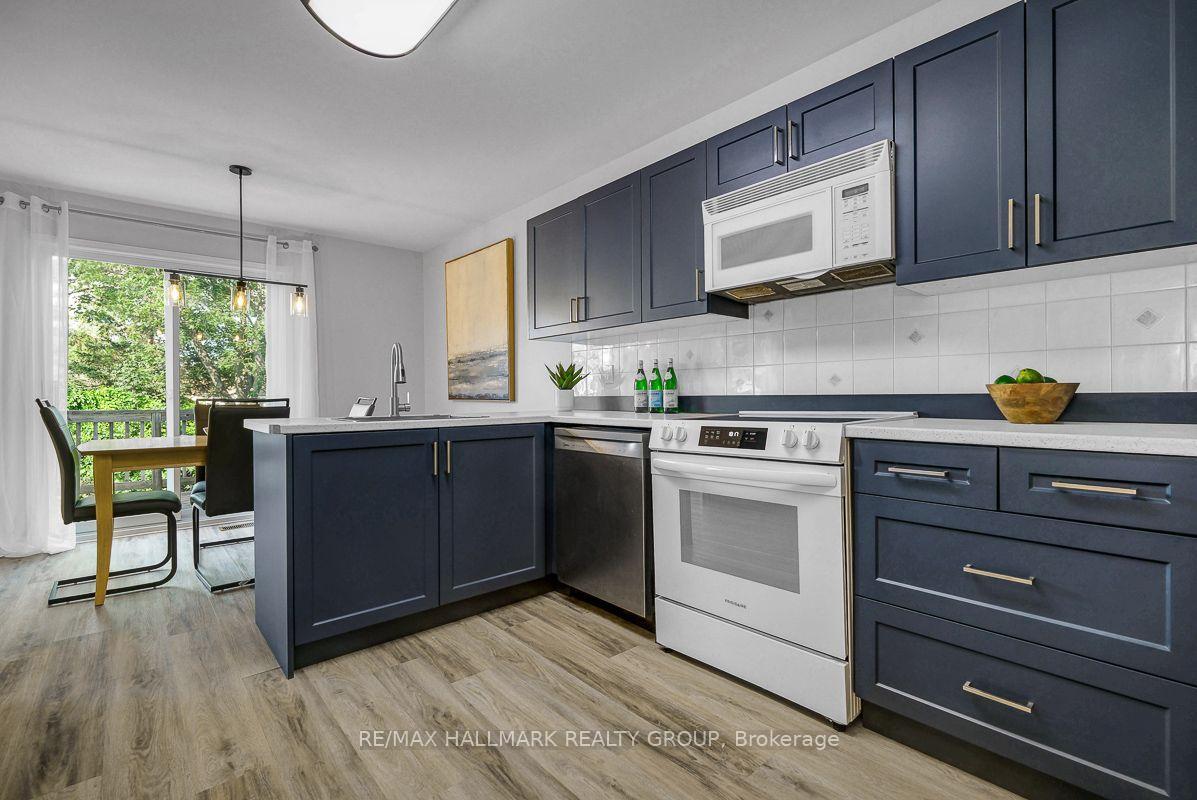 Photo 18 of 1209 Whiterock Street, Ottawa, Carson Grove — HOMEH