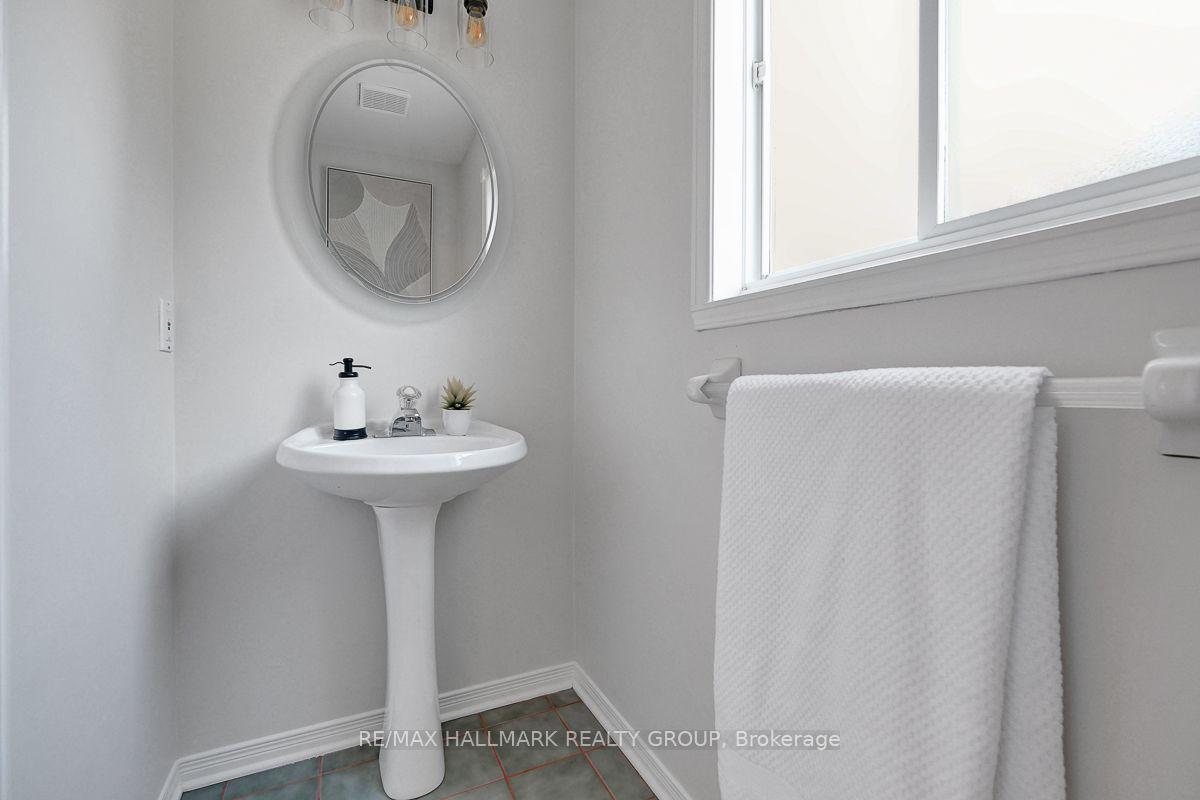 Photo 24 of 1209 Whiterock Street, Ottawa, Carson Grove — HOMEH