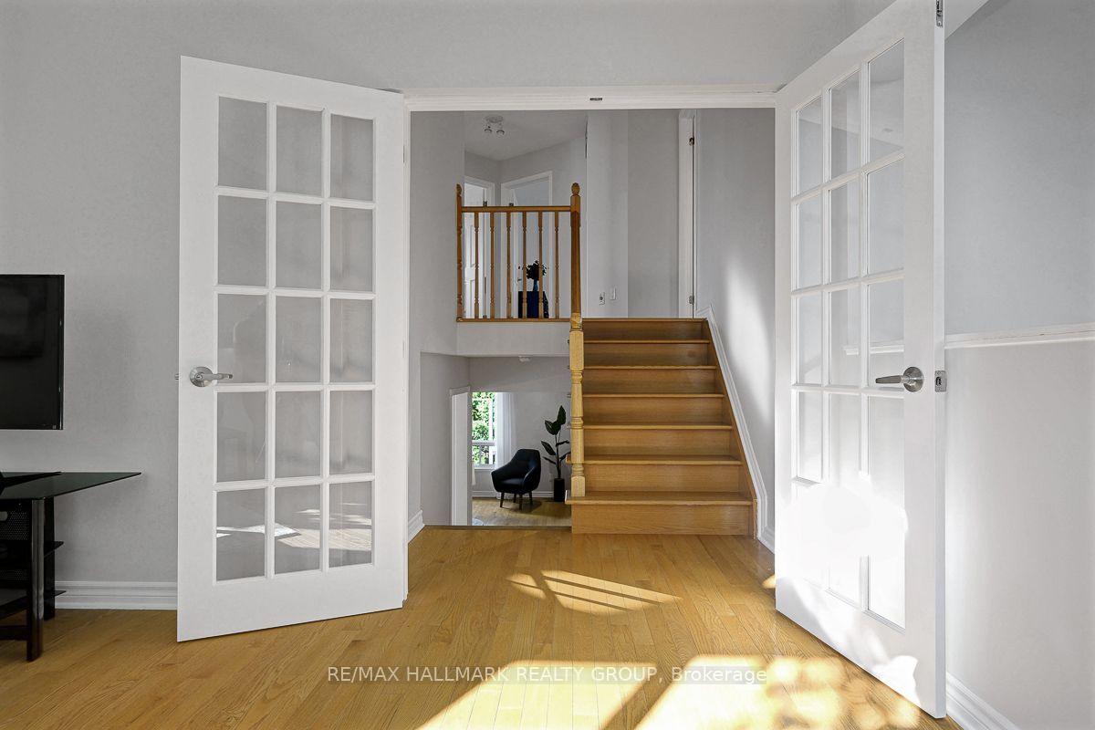 Photo 28 of 1209 Whiterock Street, Ottawa, Carson Grove — HOMEH